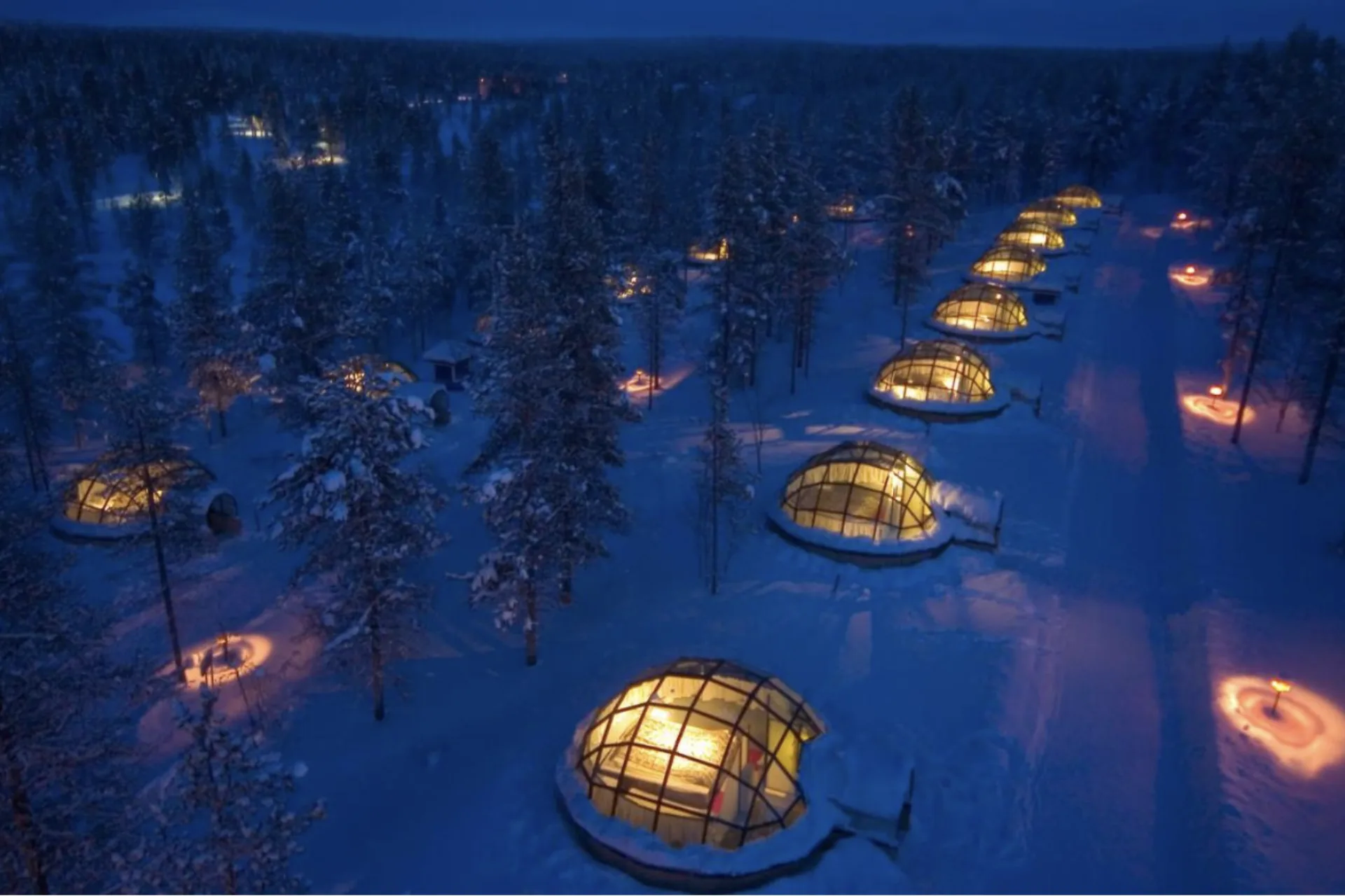 Kakslauttanen Arctic Resort - Igloos and Chalets