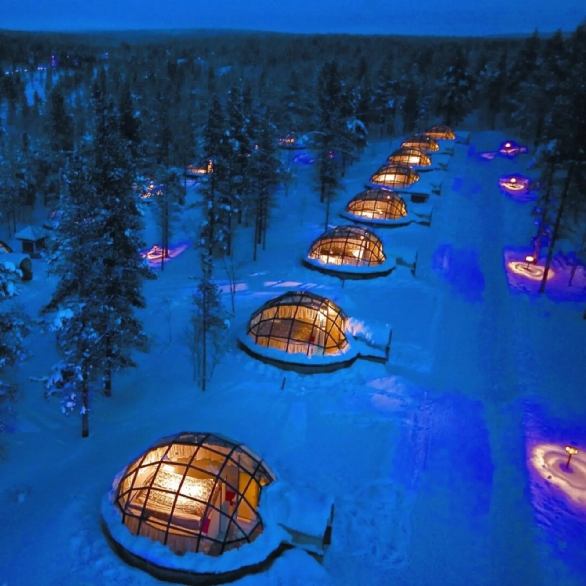 Kakslauttanen Arctic Resort - Igloos and Chalets interior