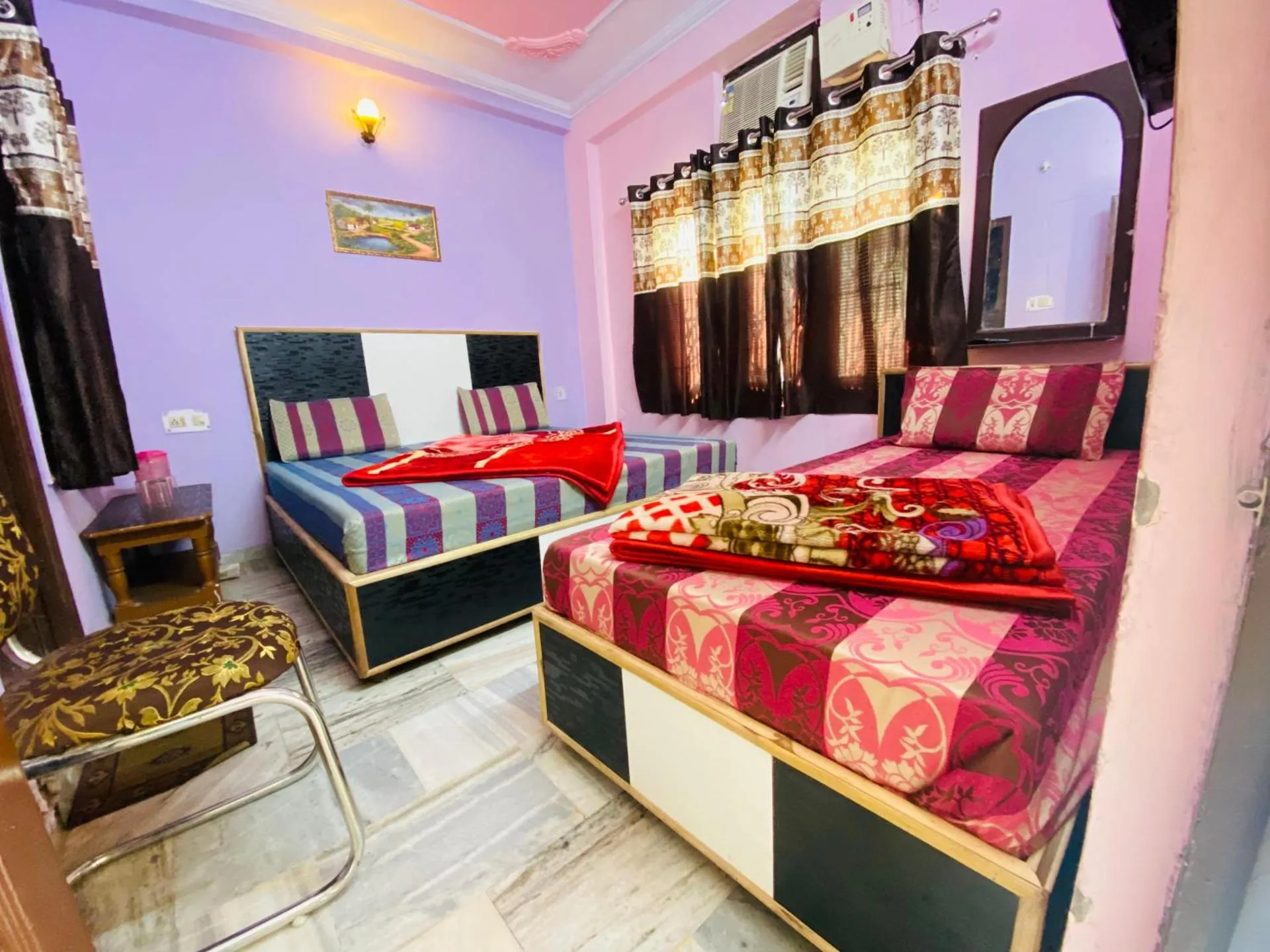 HOTEL HARI GANGA