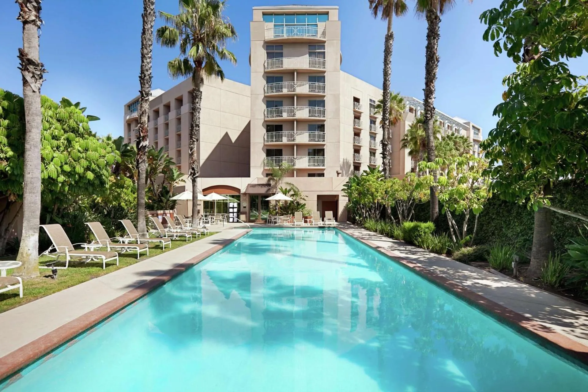Dog Friendly Hotel $Brea - $Embassy Suites by Hilton Brea - North Orange County