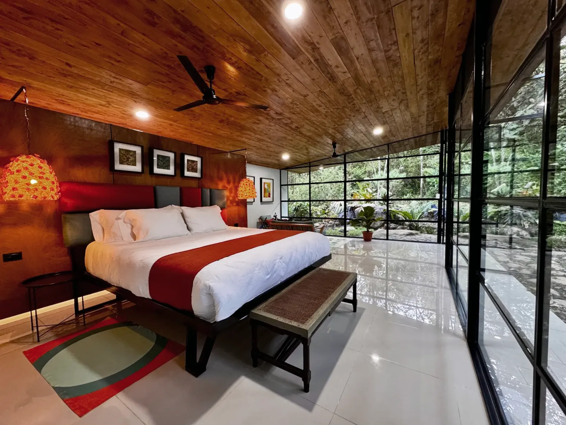 Chirripo Art Hotel interior