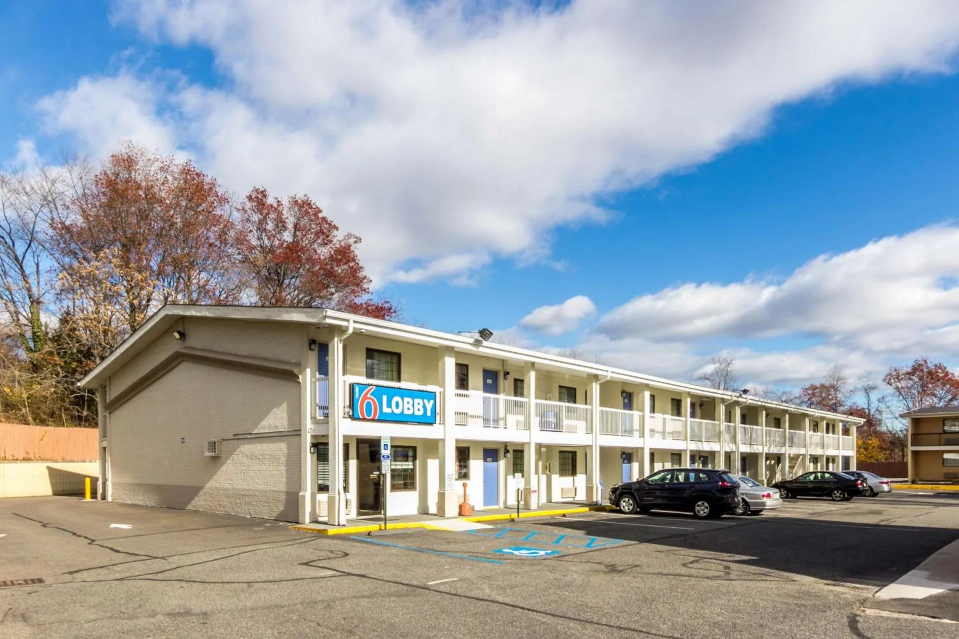 Dog Friendly Hotel $New Brunswick - $Motel 6 New Brunswick