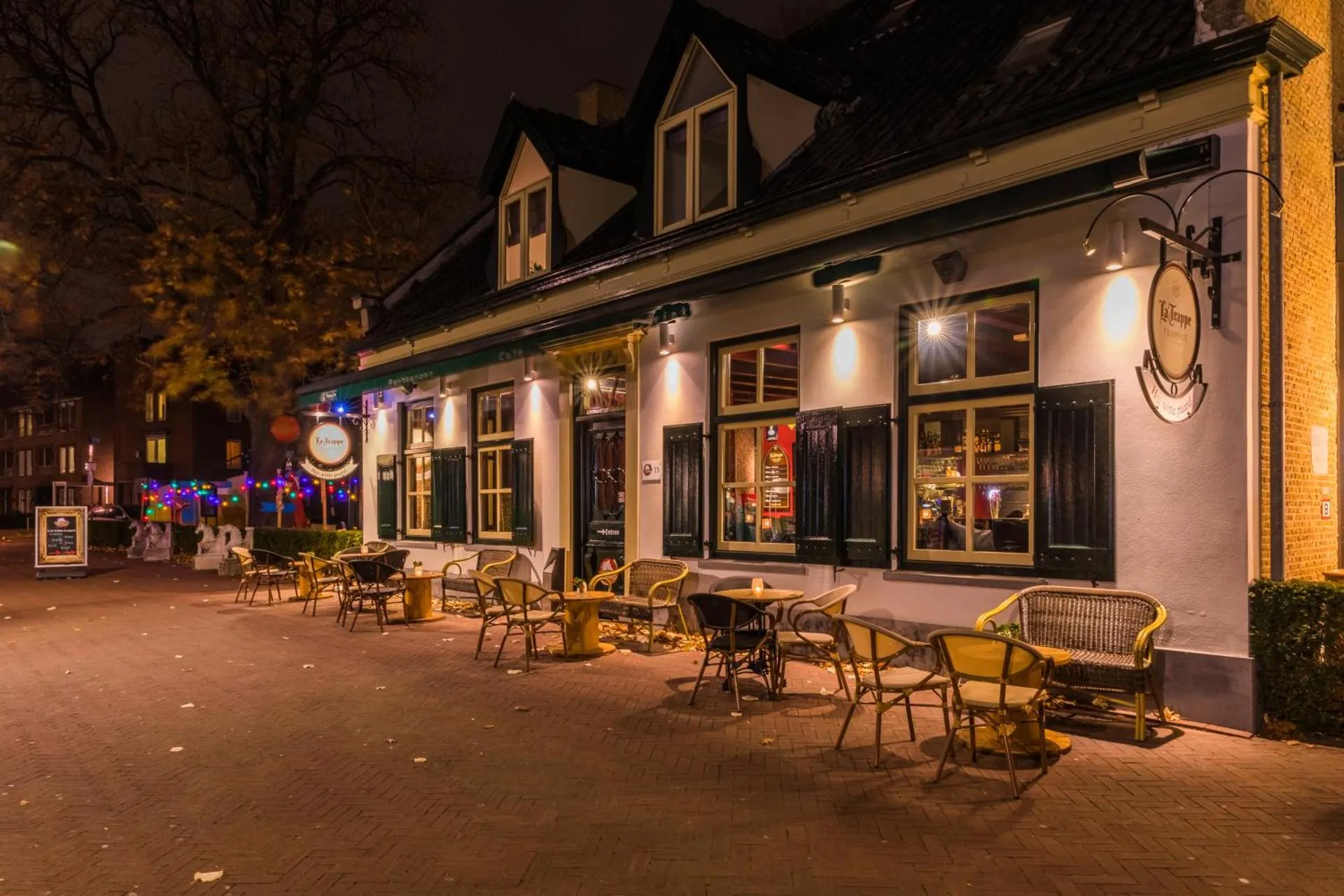 Dog Friendly Hotel $Etten-Leur - $Hotel Het Witte Paard