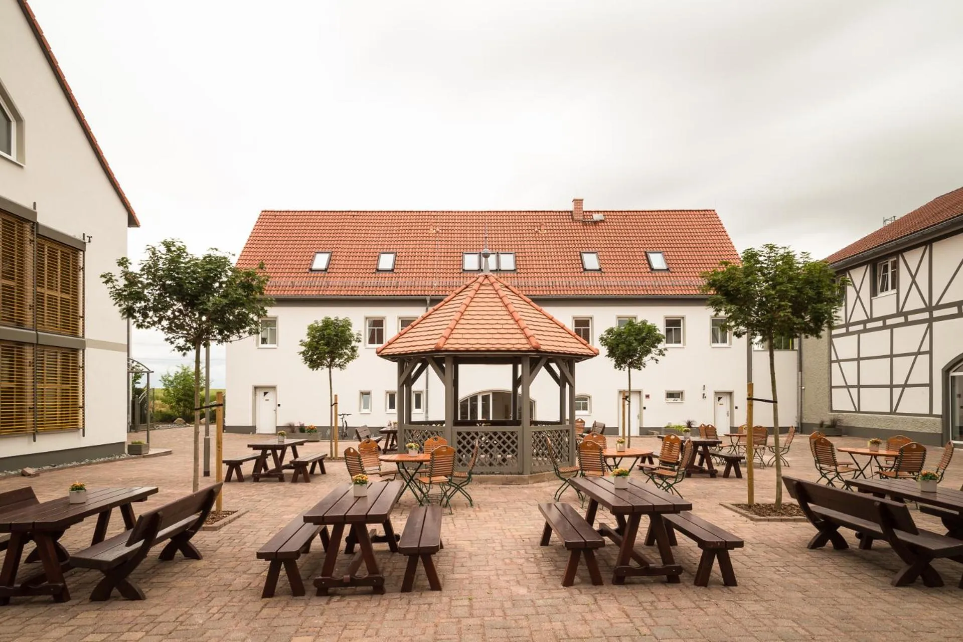 Dog Friendly Hotel $Ossig - $Landhotel Sonnenhof
