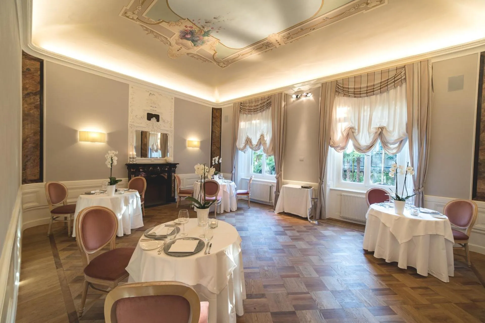 Dog Friendly Hotel $Luino - $Camin Hotel Luino