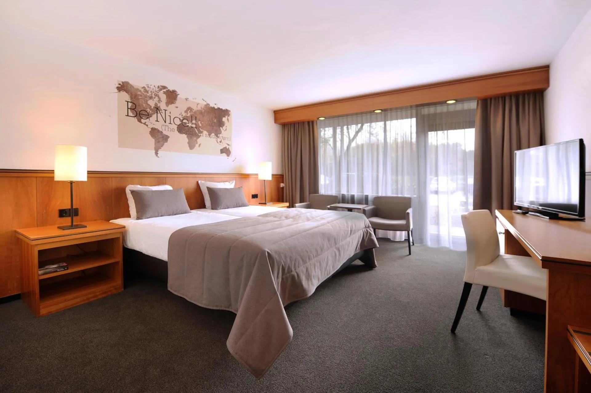 Dog Friendly Hotel $Urmond - $Van der Valk Hotel Stein Urmond