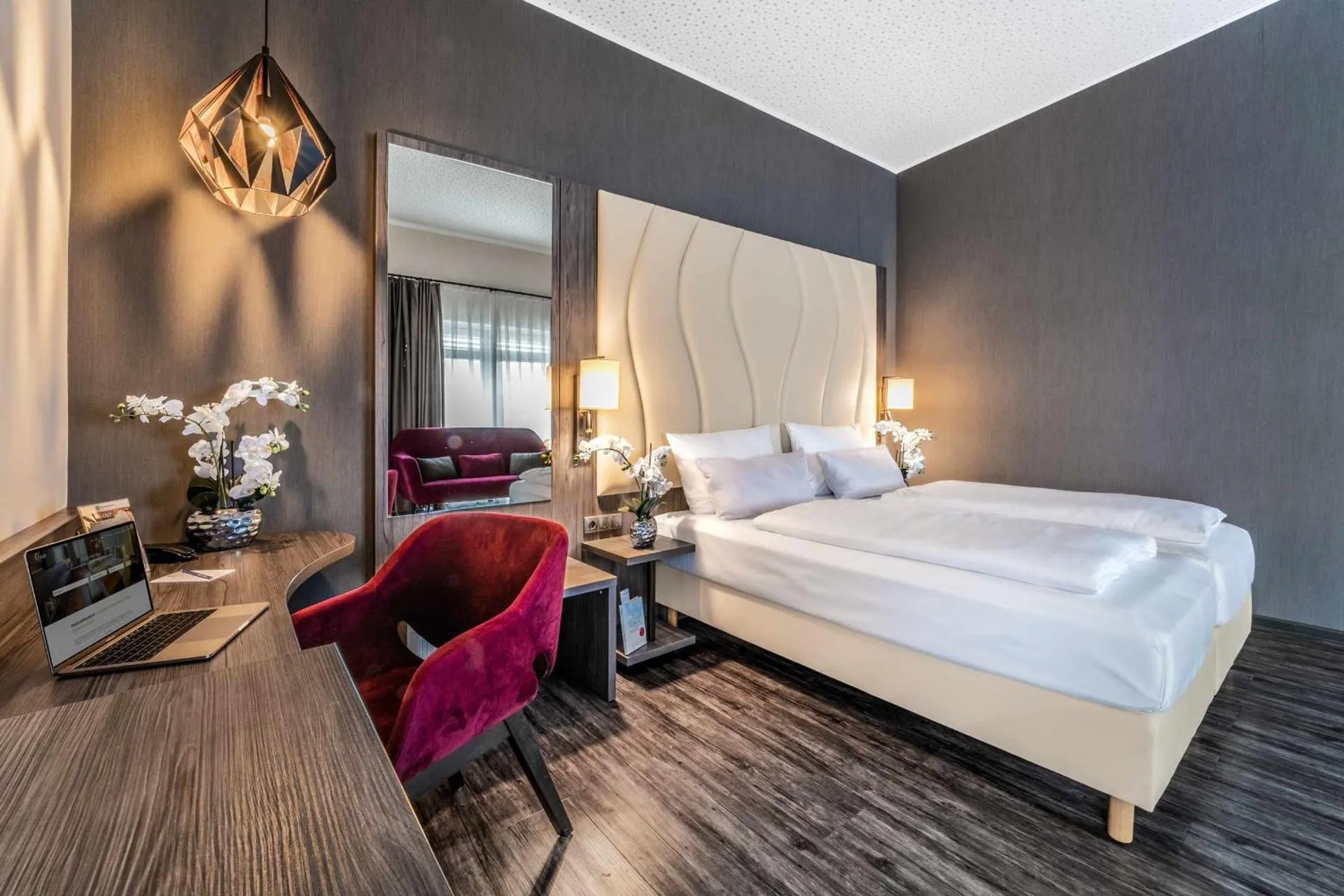 Dog Friendly Hotel $Heilbronn - $Best Western Hotel am Kastell