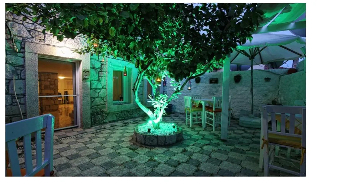 Monat Otel Hacimemis