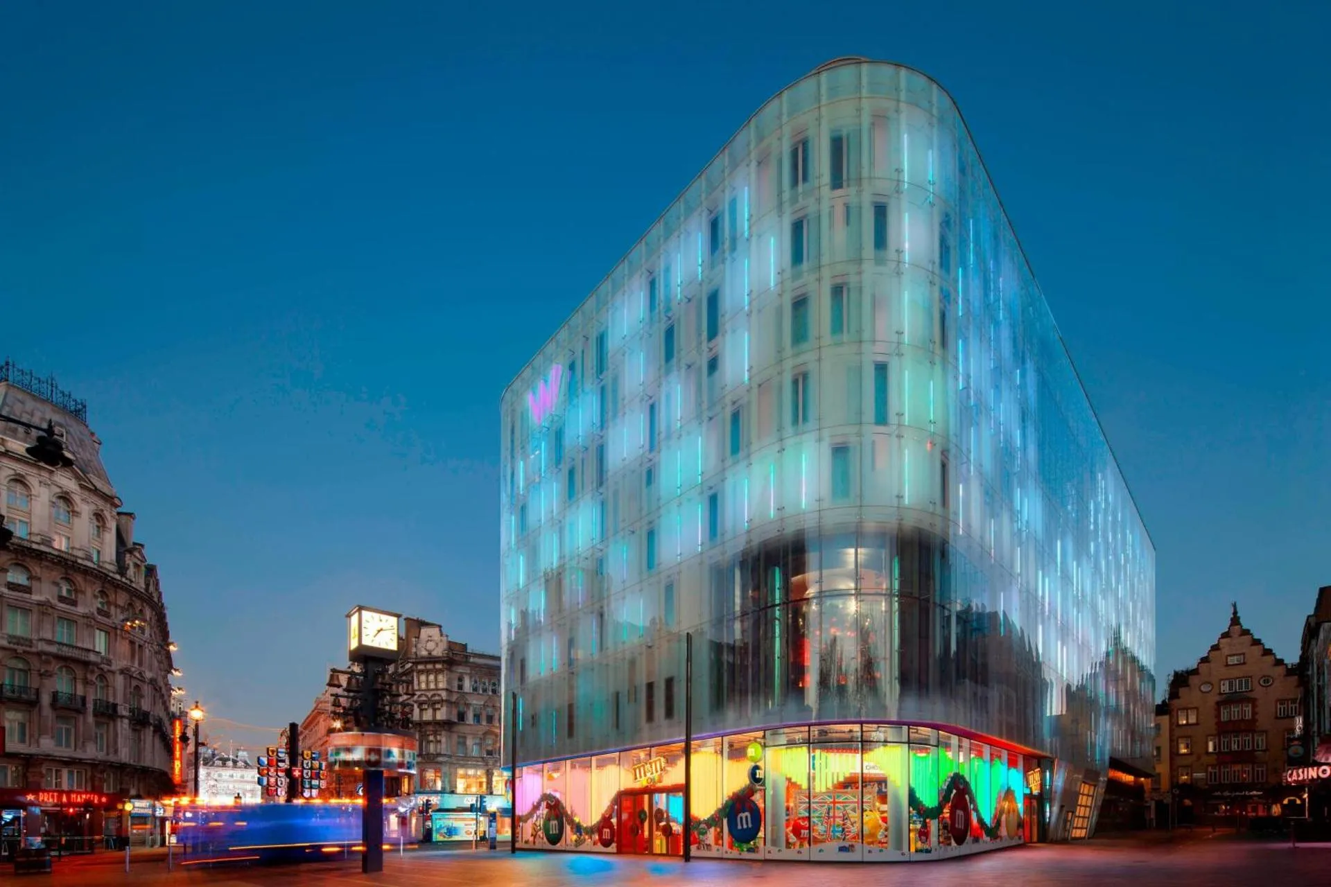 Dog Friendly Hotel $London - $W London