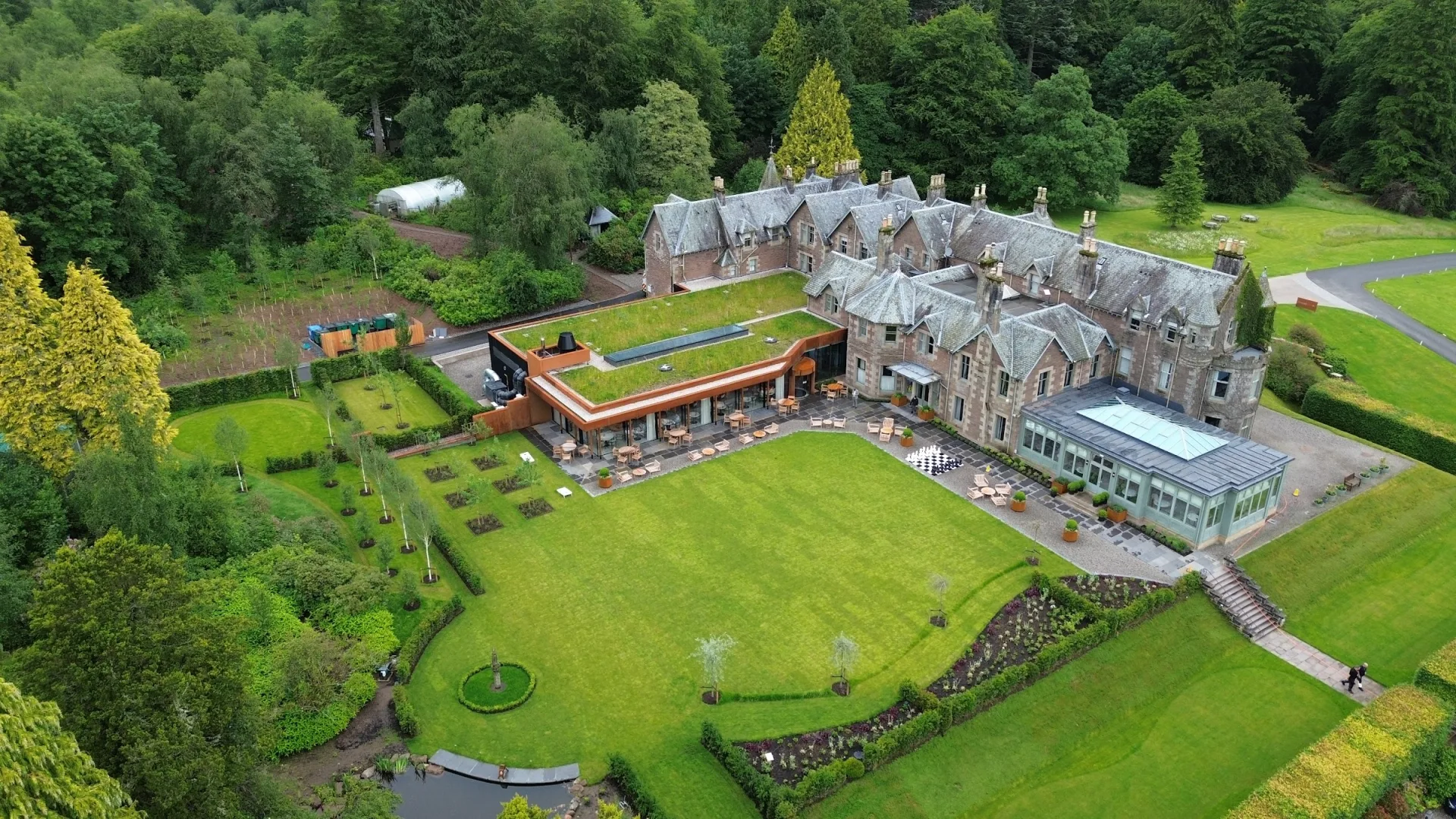 Cromlix interior