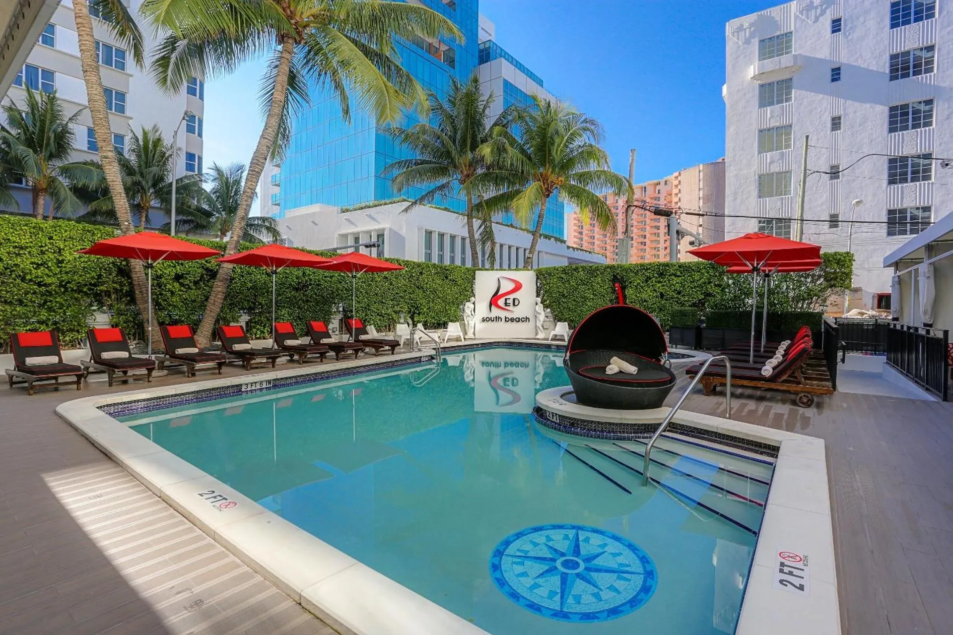 Dog Friendly Hotel $Miami Beach - $Red South Beach Hotel