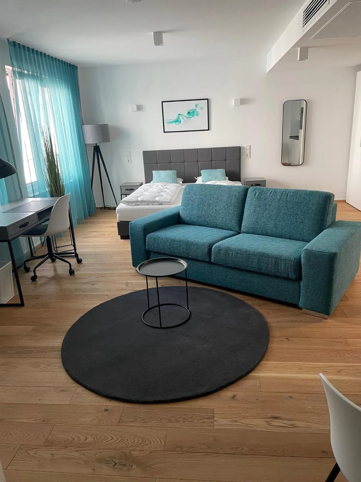 SERVENTO Boardinghouse