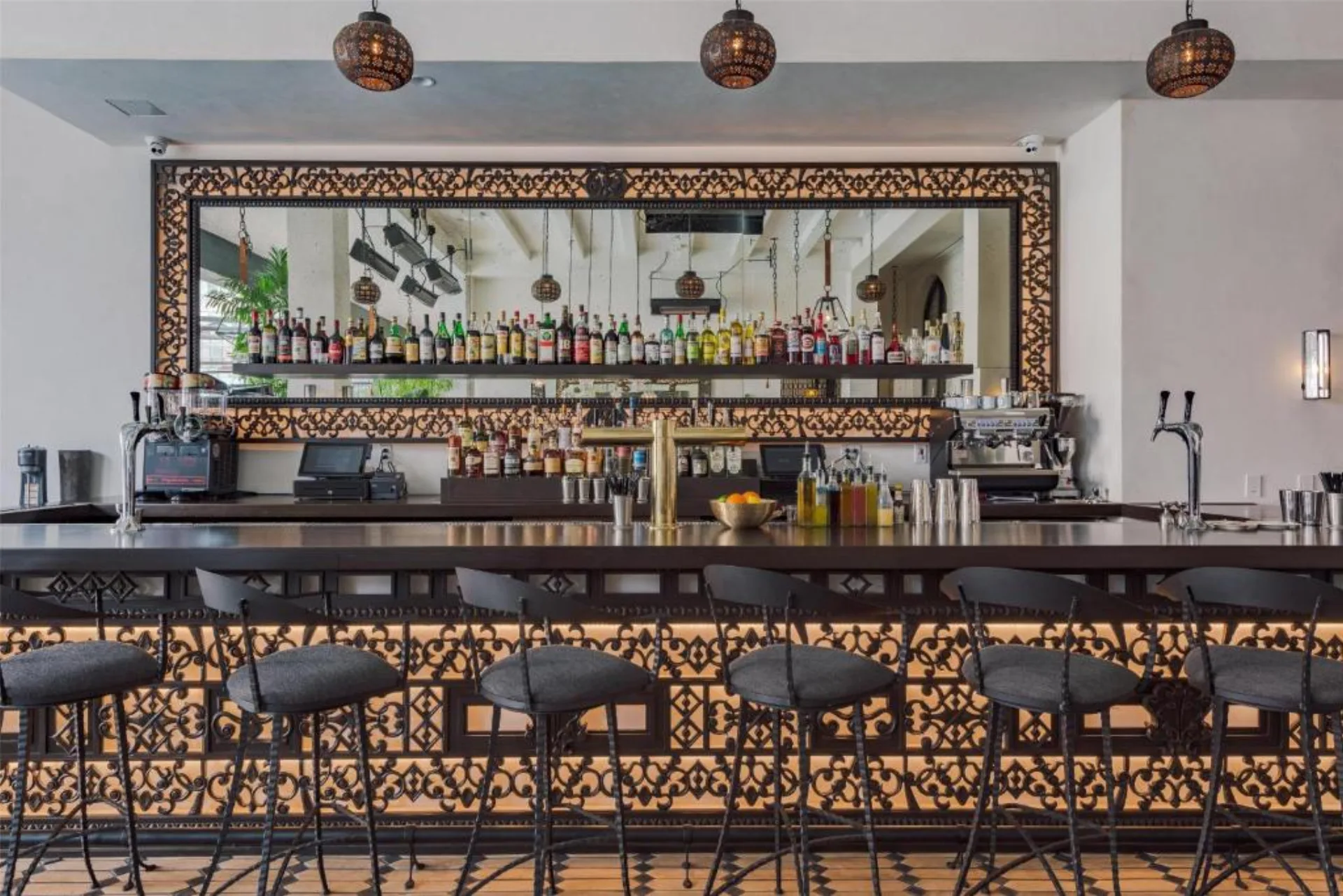 Hotel Figueroa, Unbound Collection by Hyatt interior