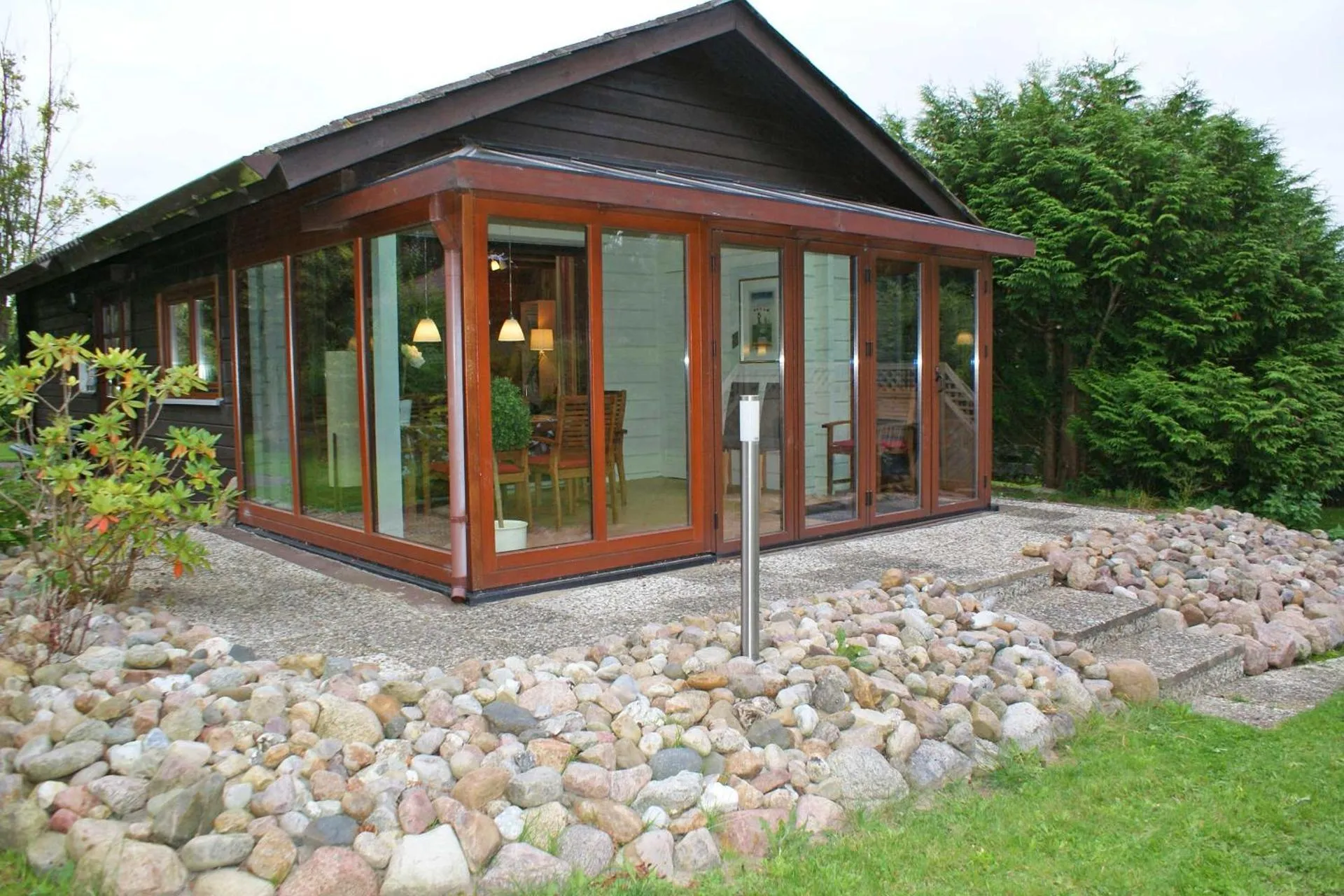 Dog Friendly Resort $Damp - $Blockhaus mit Wintergarten in Stra