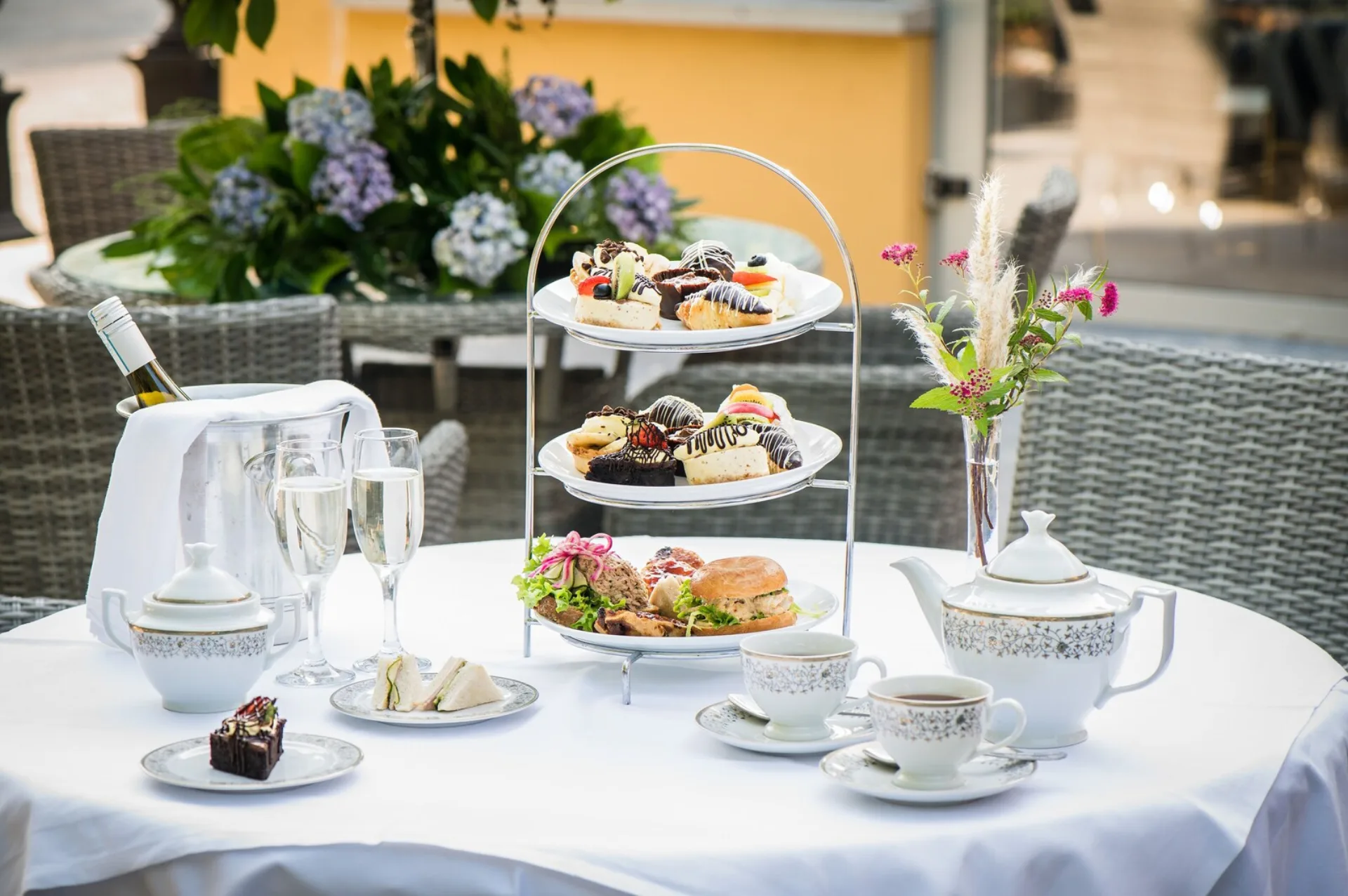Cork's Vienna Woods Hotel & Villas, a dog friendly hotel in Cork
