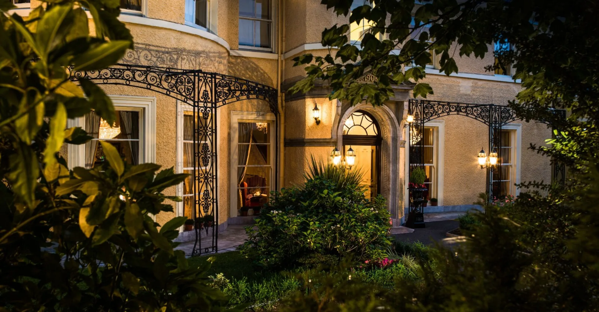 Cork's Vienna Woods Hotel & Villas interior