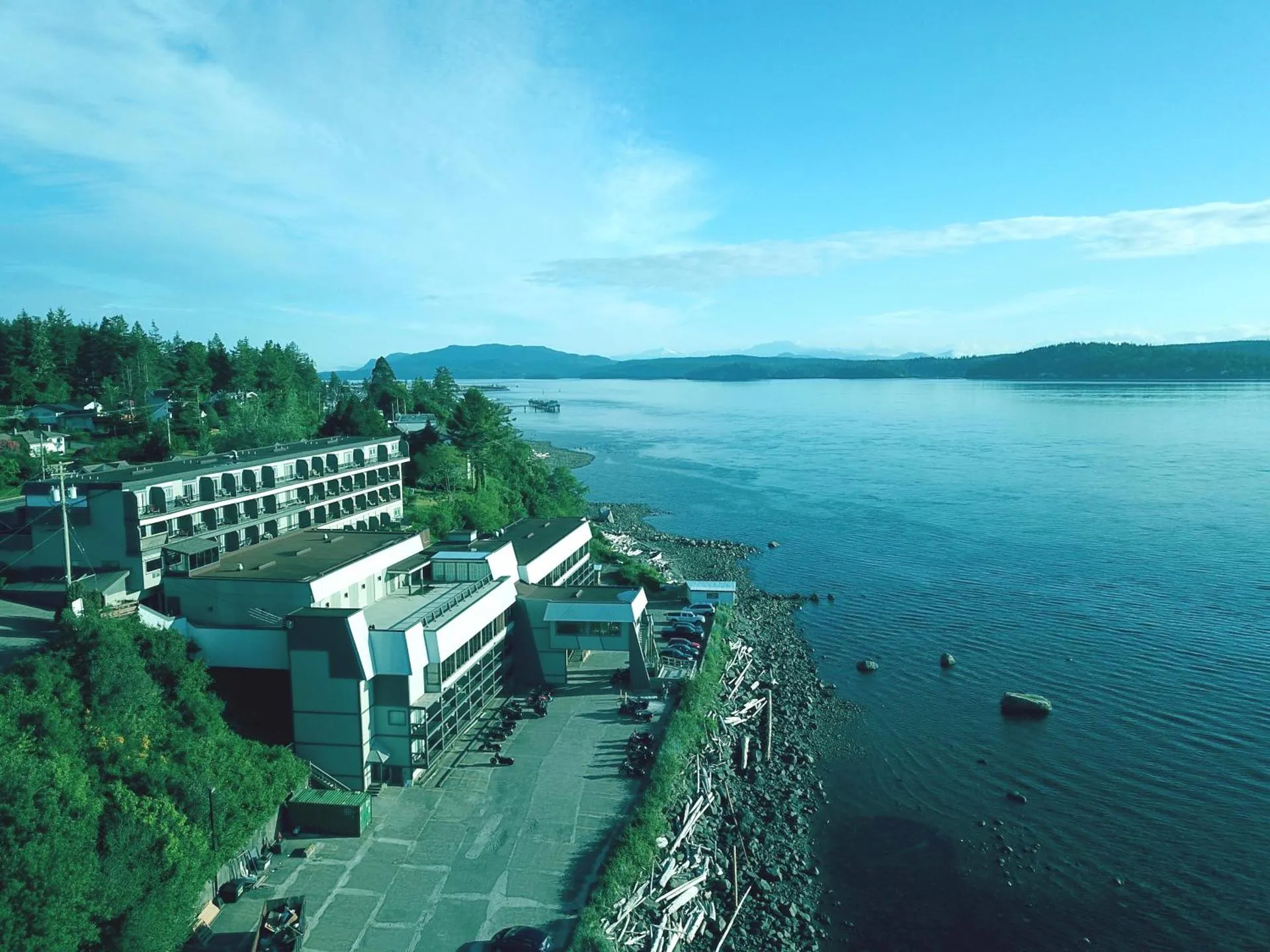 Dog Friendly Hotel $Campbell River - $Anchor Inn and Suites
