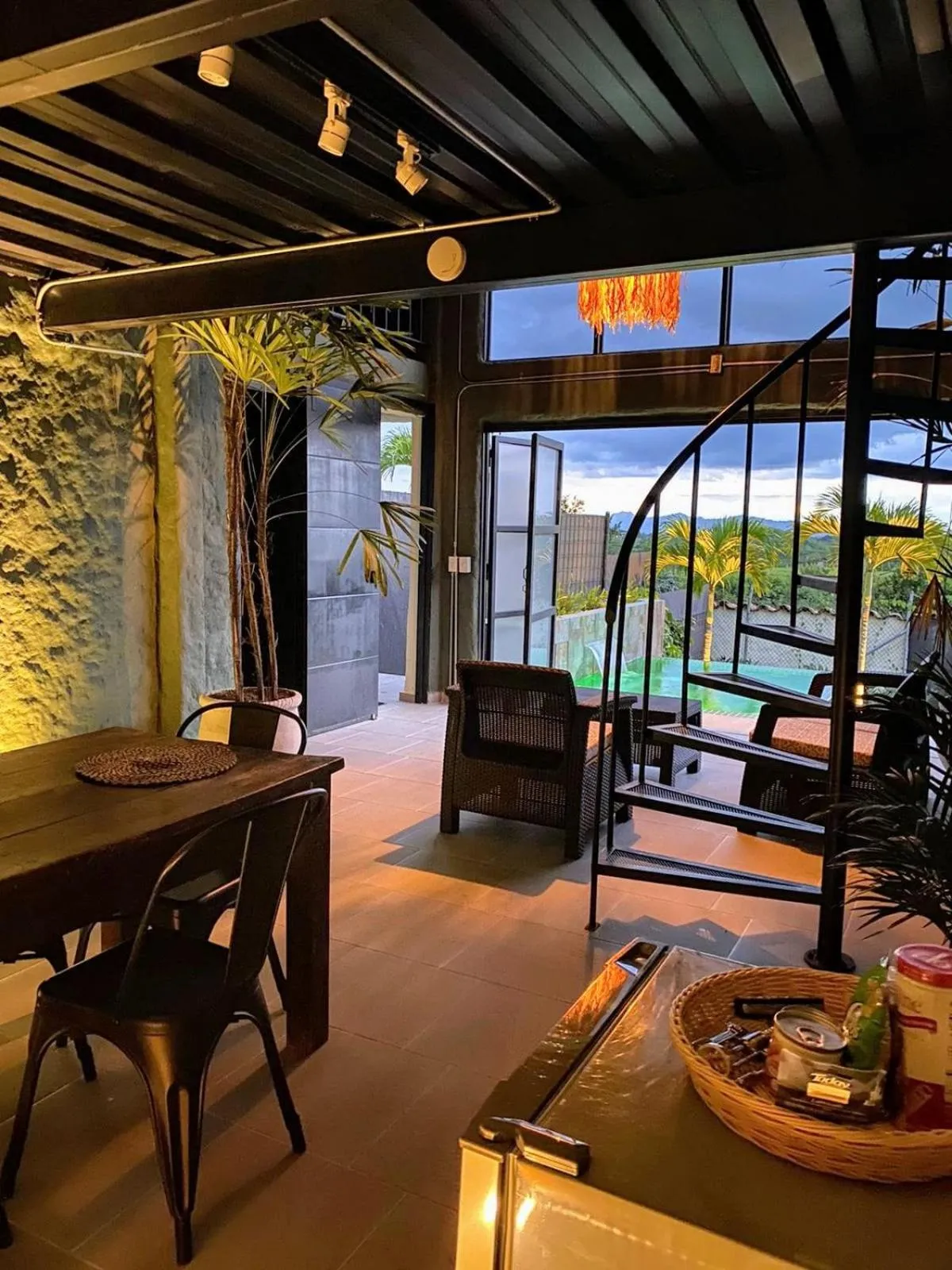 Ecoparadise Hotel