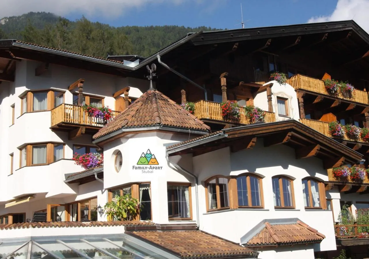 Dog Friendly Aparthotel $Fulpmes - $Family Apart Stubai