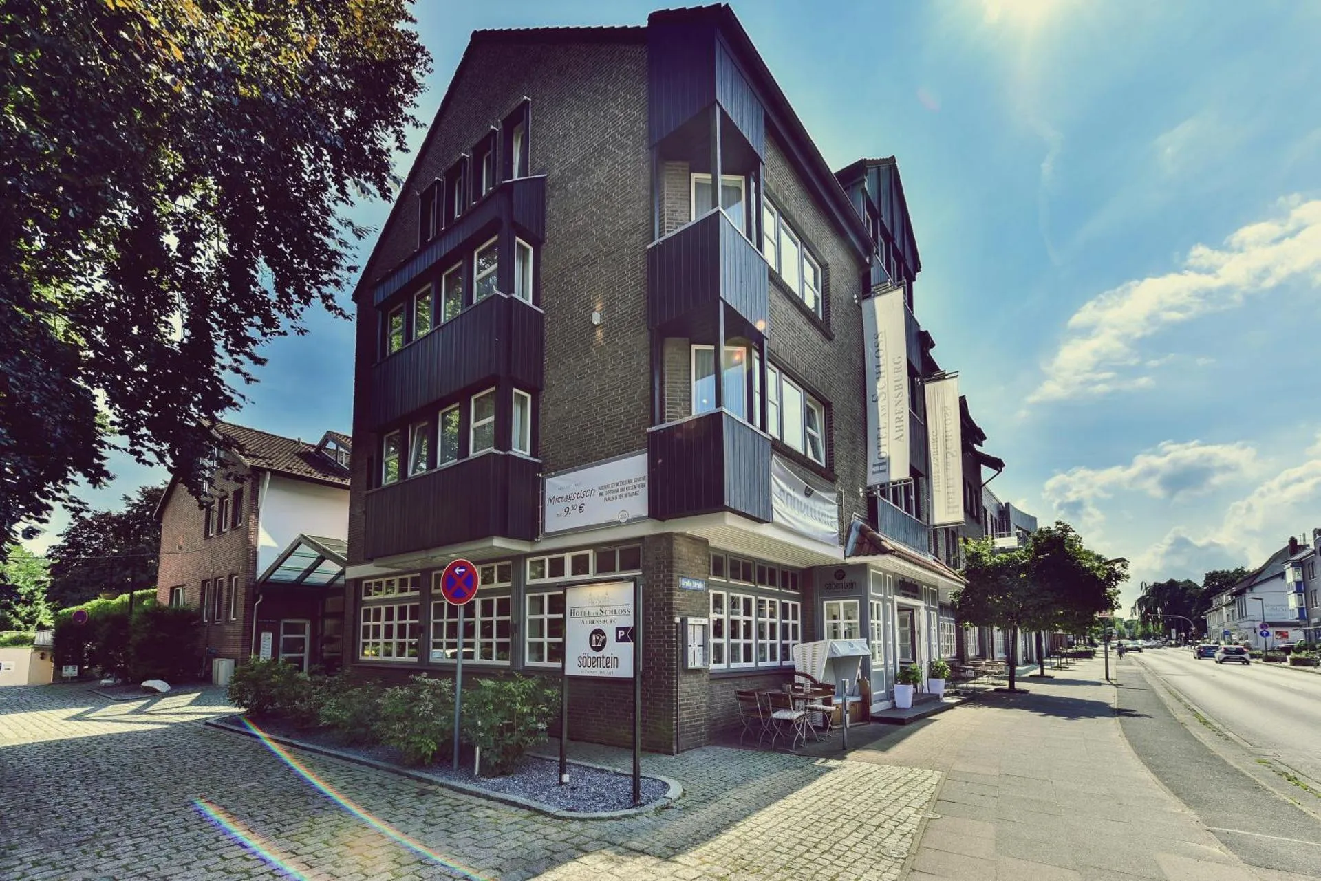 Dog Friendly Hotel $Ahrensburg - $Hotel Am Schloss Ahrensburg
