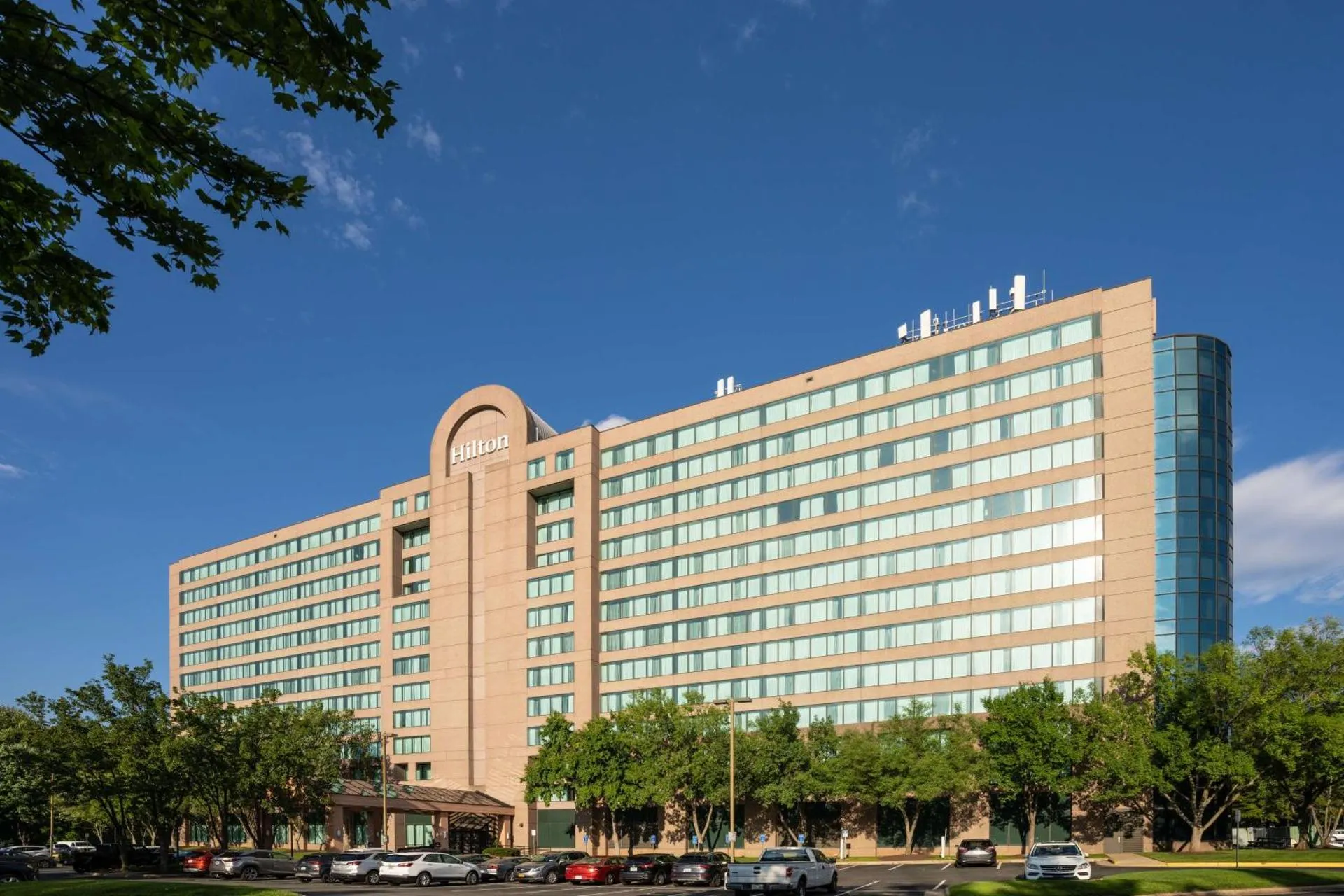Dog Friendly Hotel $Fairfax - $Hilton Fairfax, Va