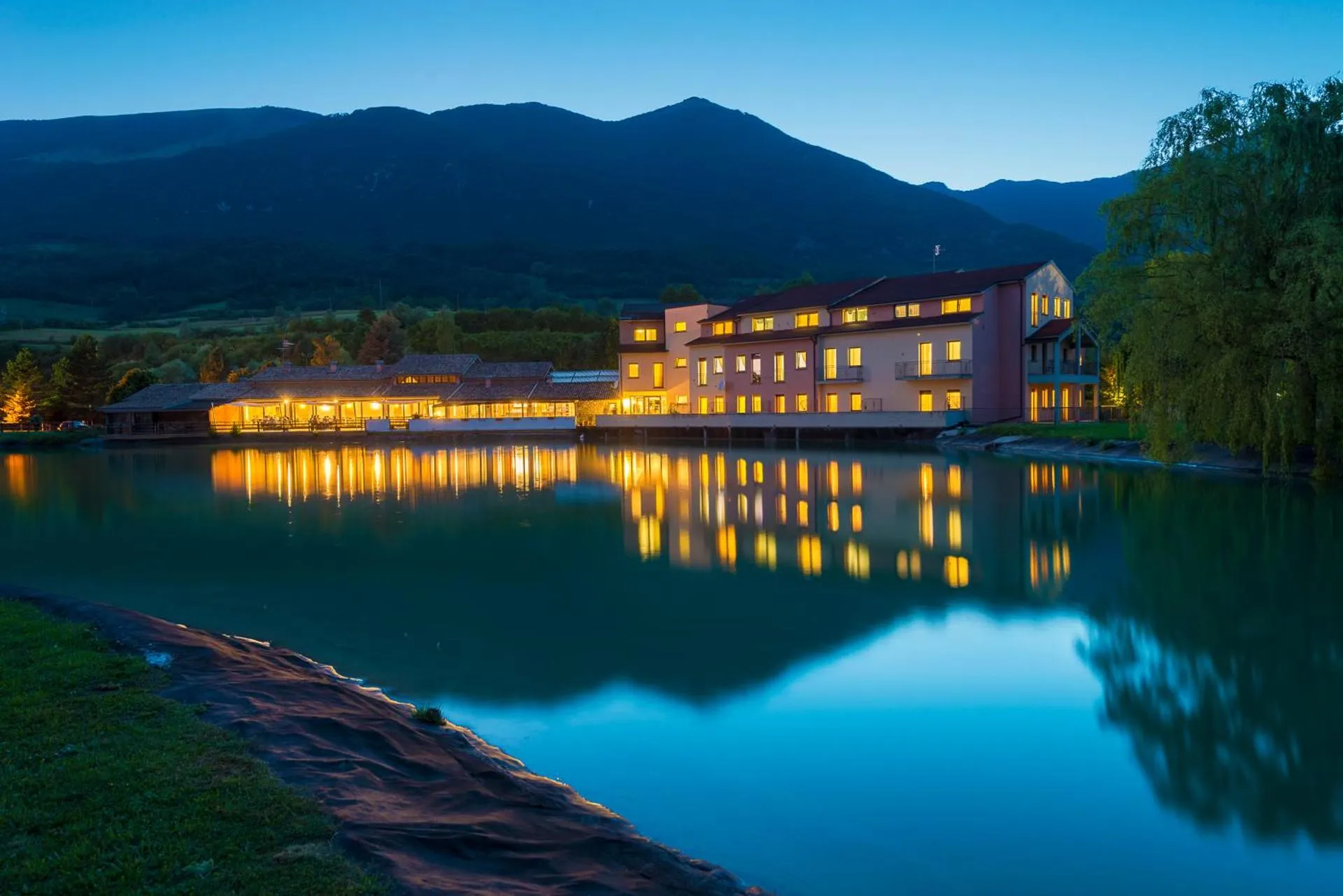 Dog Friendly Hotel $Castel di Sangro - $Hotel Don Luis