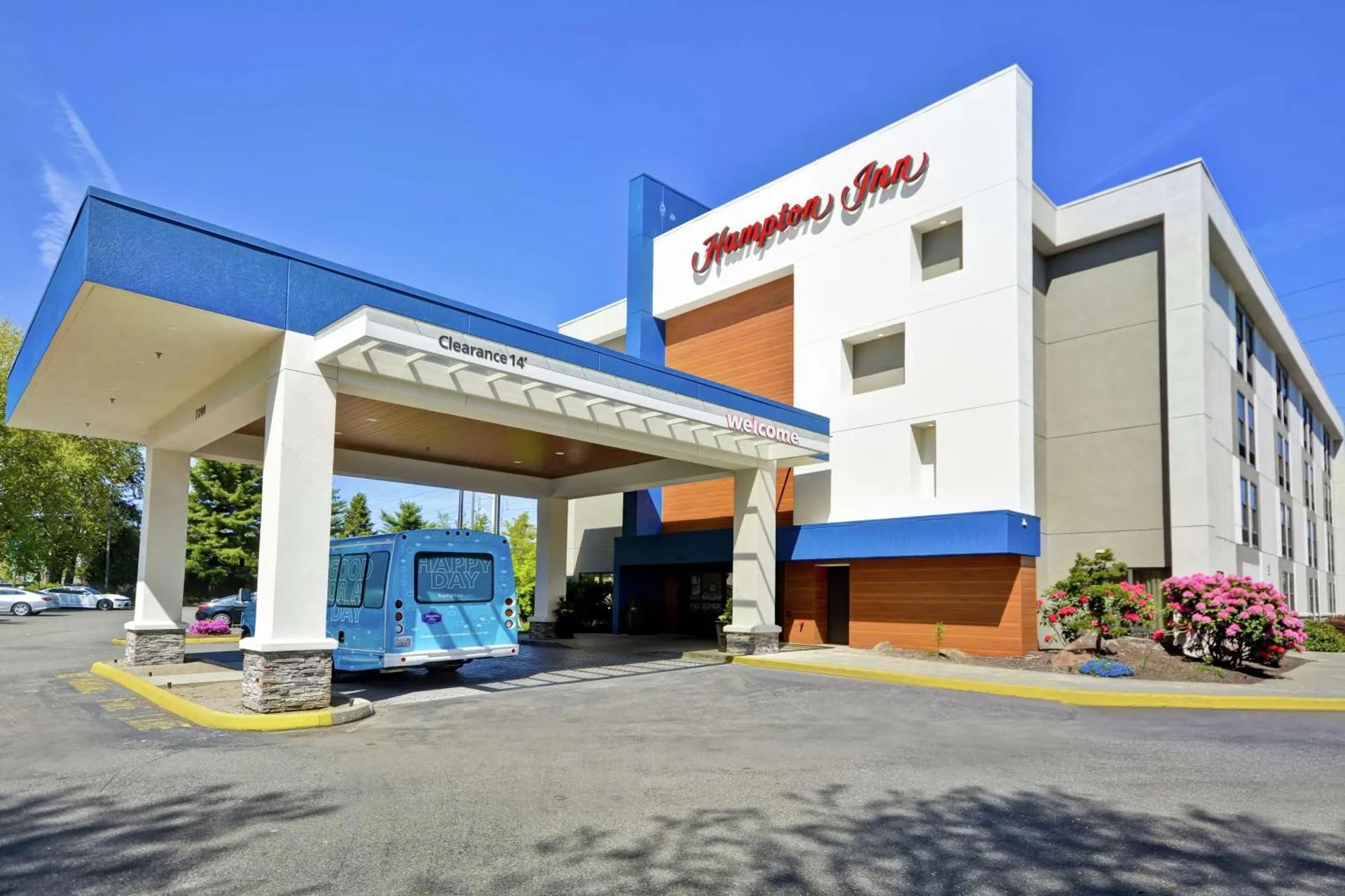 Dog Friendly Hotel $Tukwila - $Hampton Inn Seattle/Southcenter