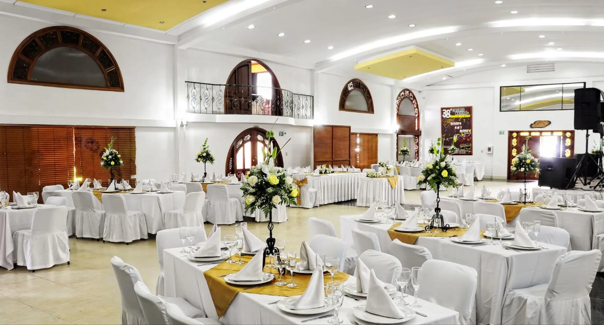 Hotel El Lago