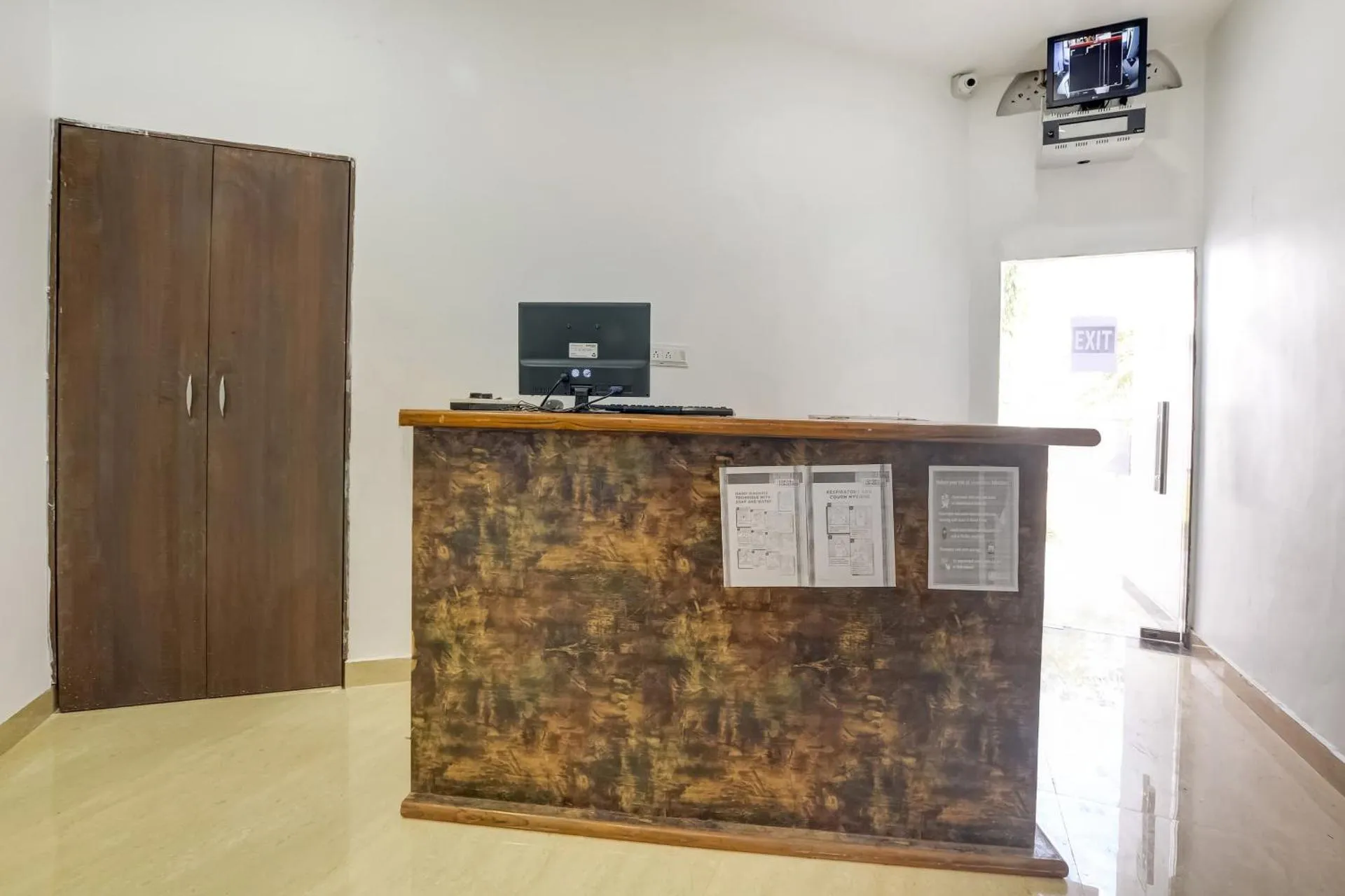 OYO Flagship 77460 Hotel Banjara