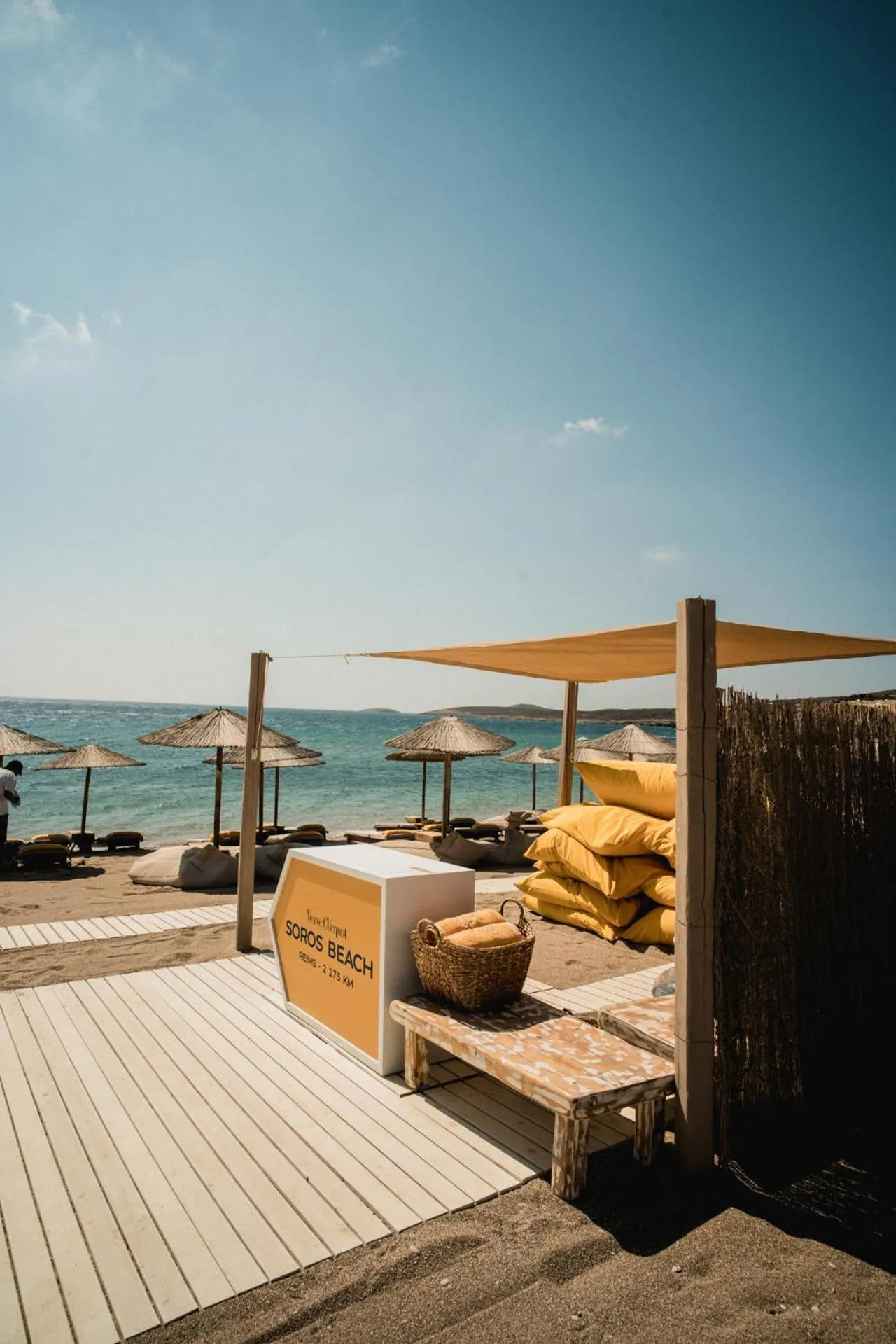 Dog Friendly Aparthotel $Agios Georgios - $Soros Beach Antiparos