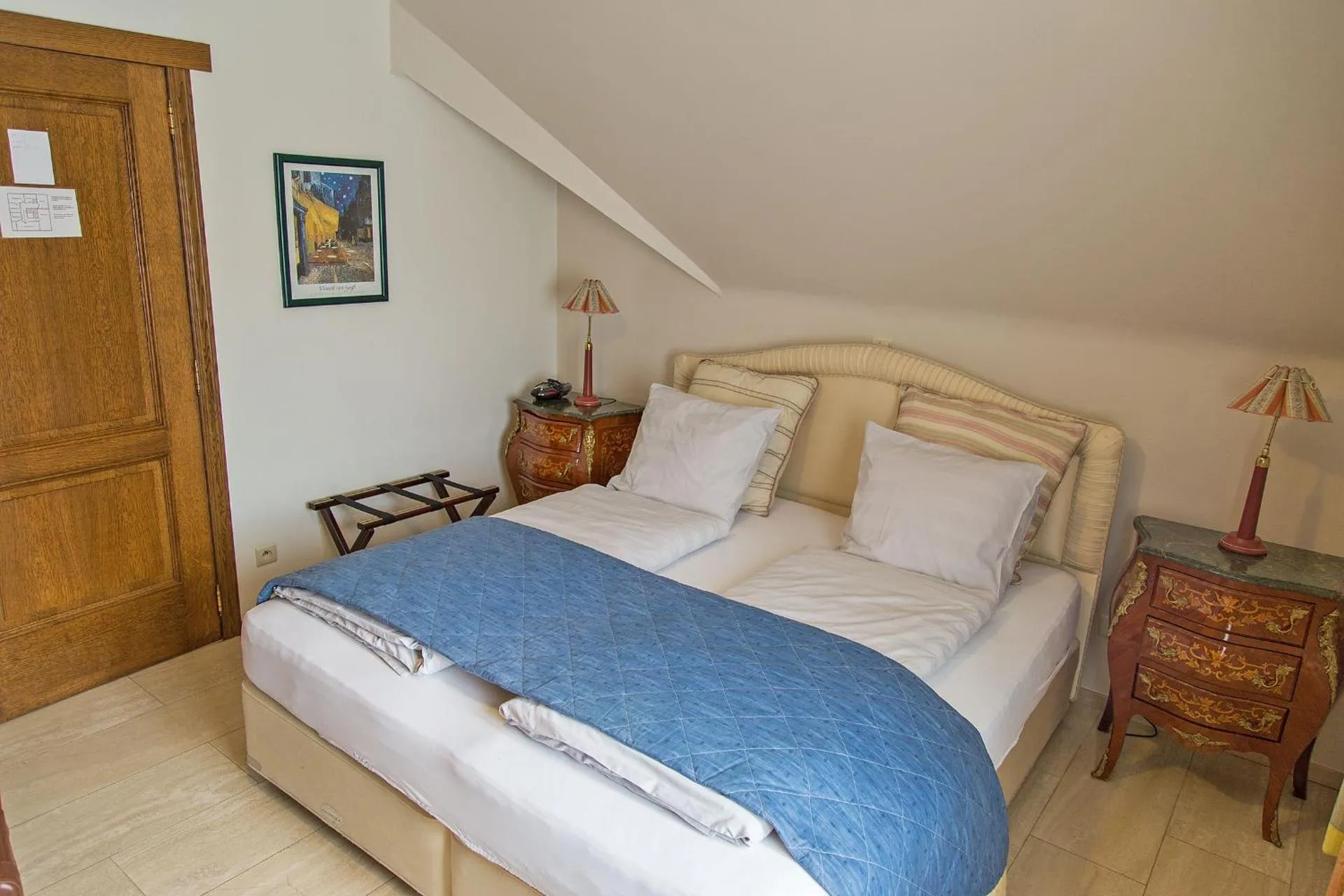 Dog Friendly Hotel $Maaseik - $Hotel Wilgenhof
