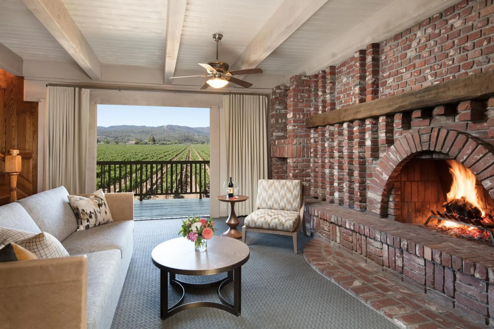Dog Friendly Hotel $St. Helena - $Harvest Inn