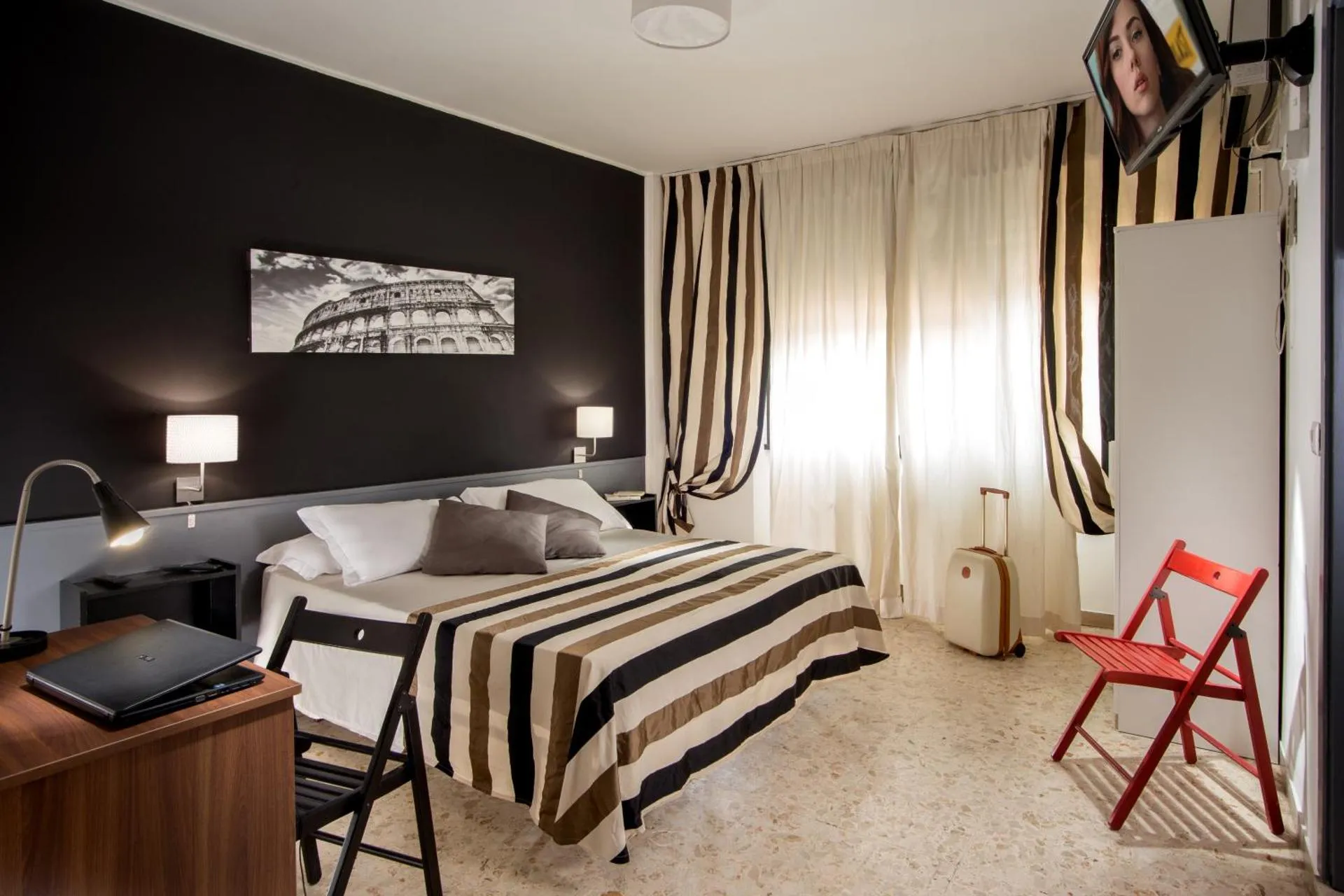 Dog Friendly Hotel $Rome - $Radio Hotel