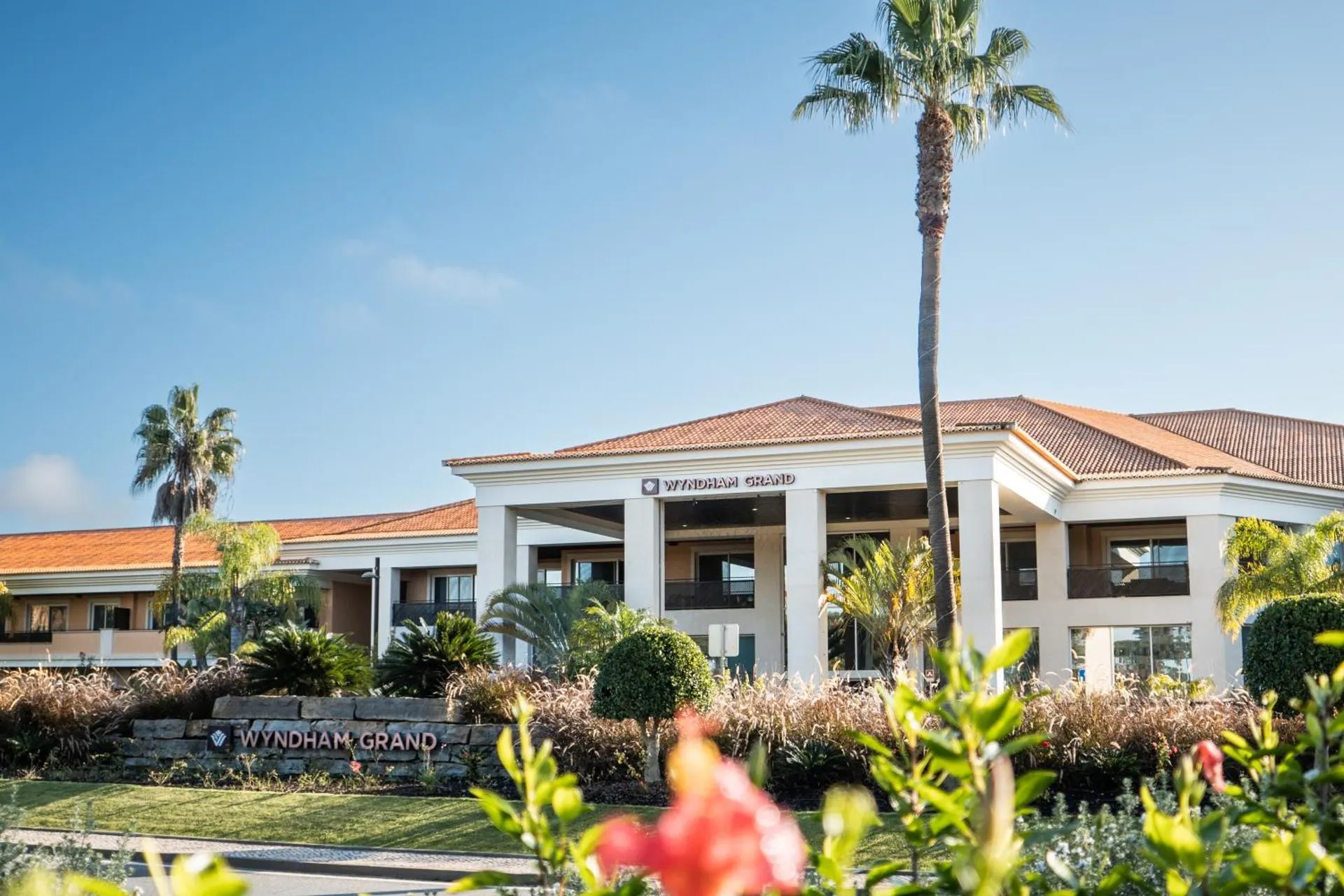 Dog Friendly Hotel $Quinta do Lago - $Wyndham Grand Algarve