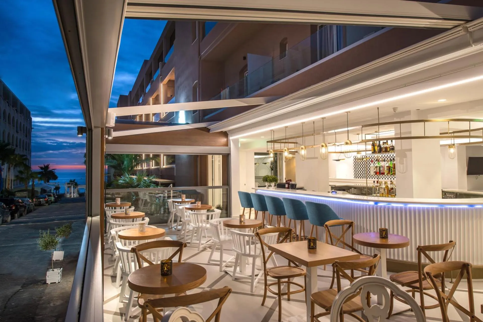 Dog Friendly Hotel $Hersonissos - $Mari Kristin Beach Hotel