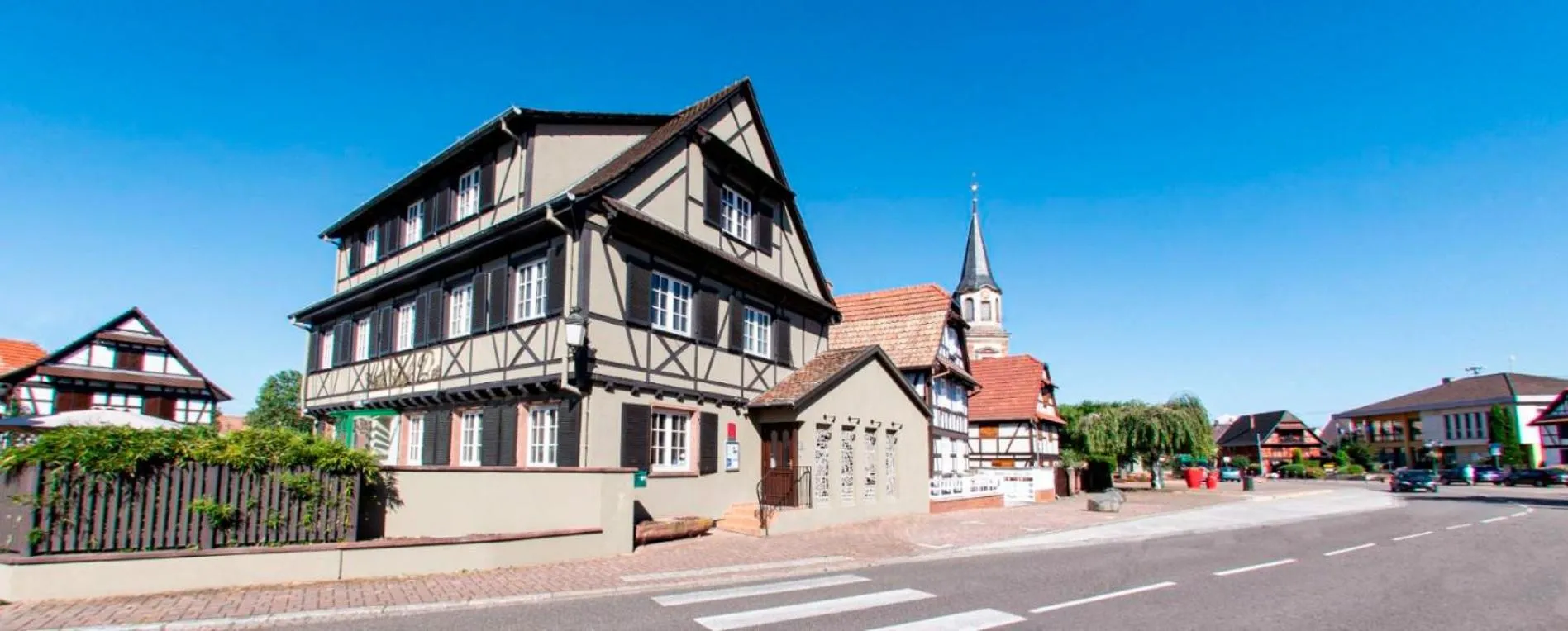 Dog Friendly Hotel $Reichstett - $Aigle d'Or - Strasbourg Nord