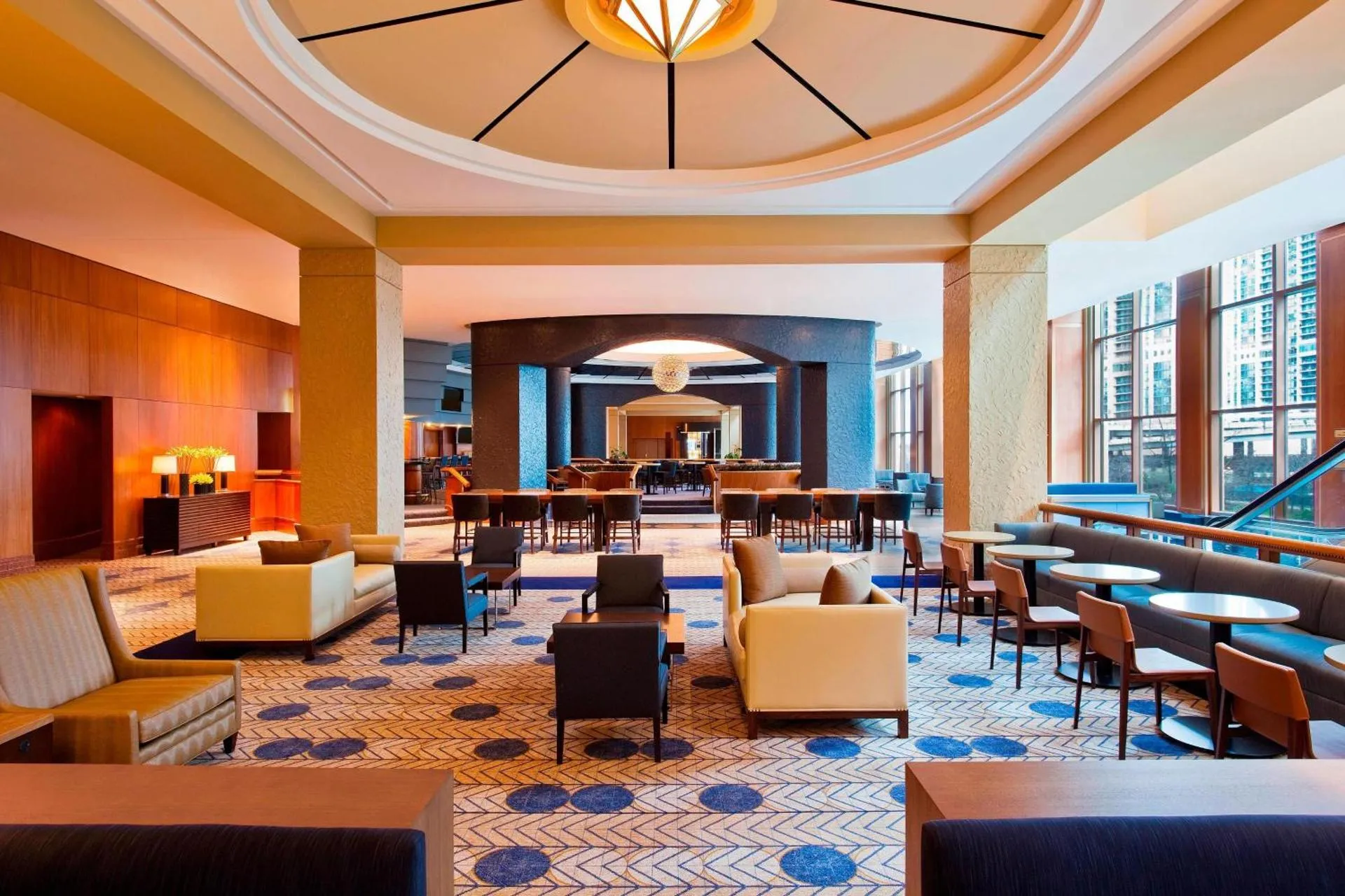 Dog Friendly Hotel $Chicago - $Sheraton Grand Chicago Riverwalk