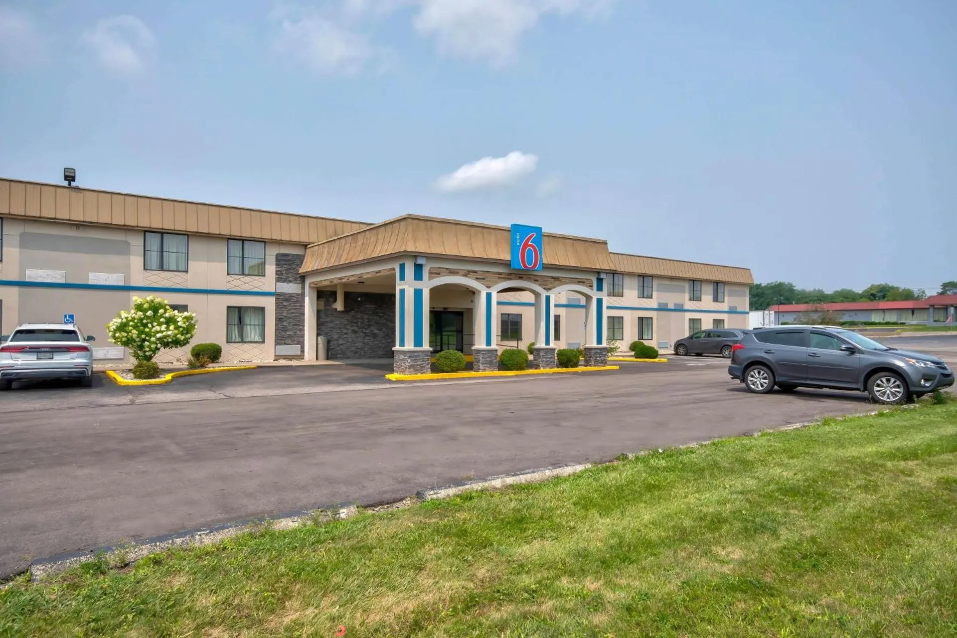 Dog Friendly Hotel $Springfield - $Motel 6-Springfield, OH