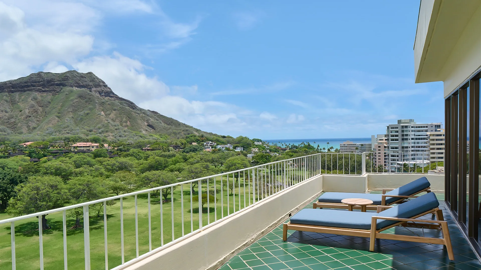 Lotus Honolulu at Diamond Head, a dog friendly hotel in Honolulu