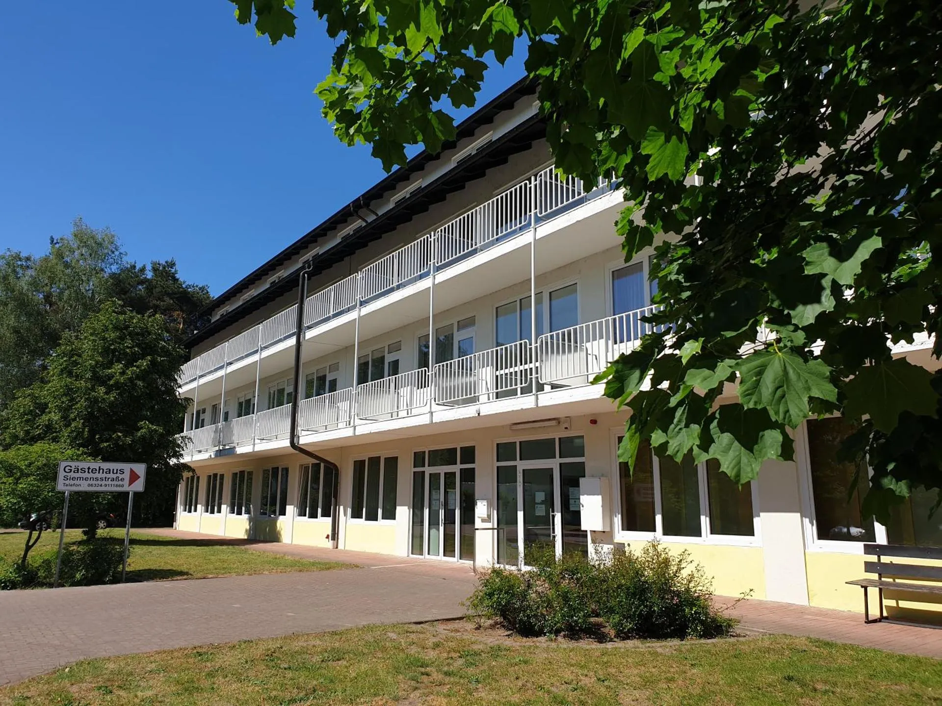 Dog Friendly Hotel $Haßloch - $Gästehaus Haßloch/Pfalz