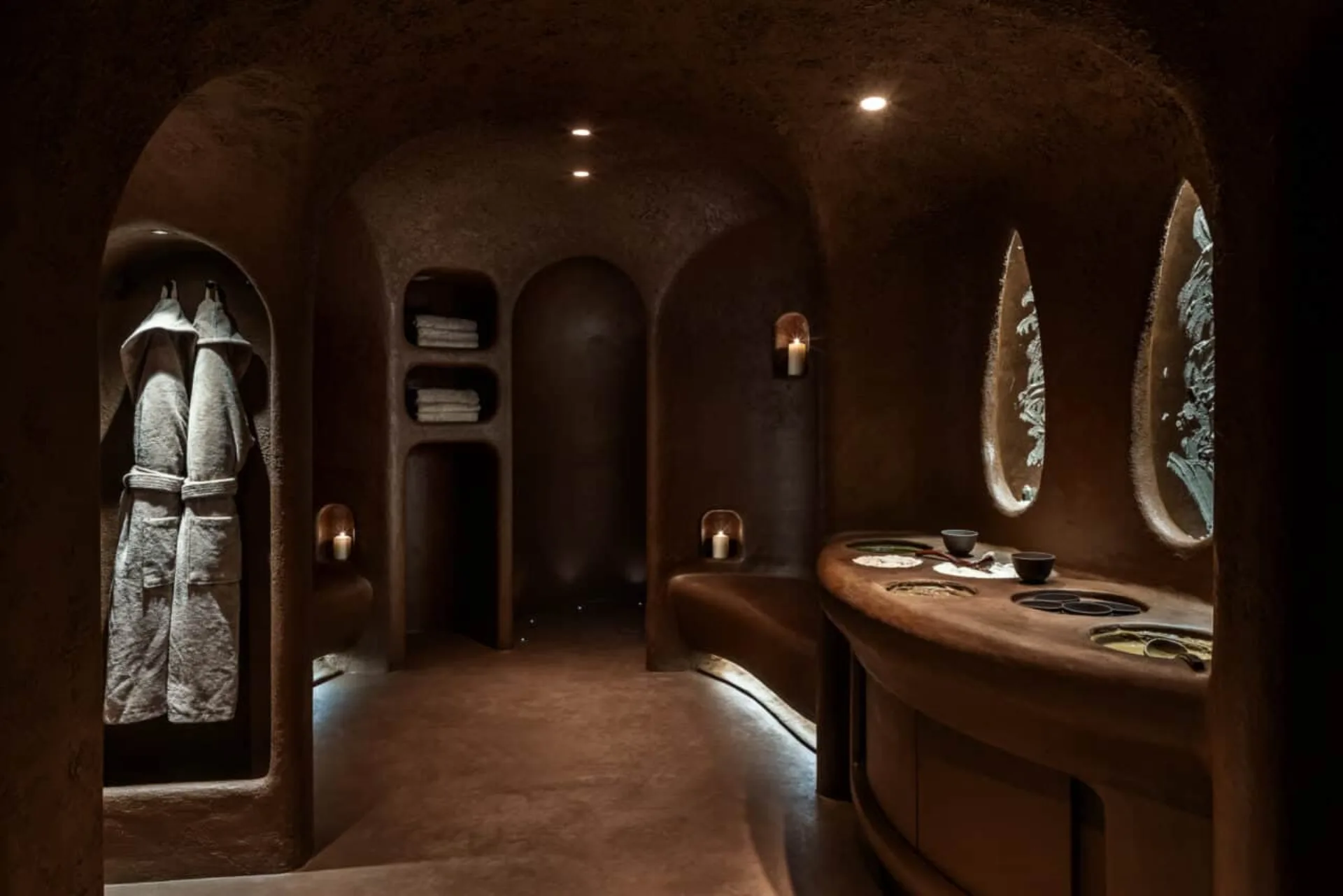 The Mandrake interior