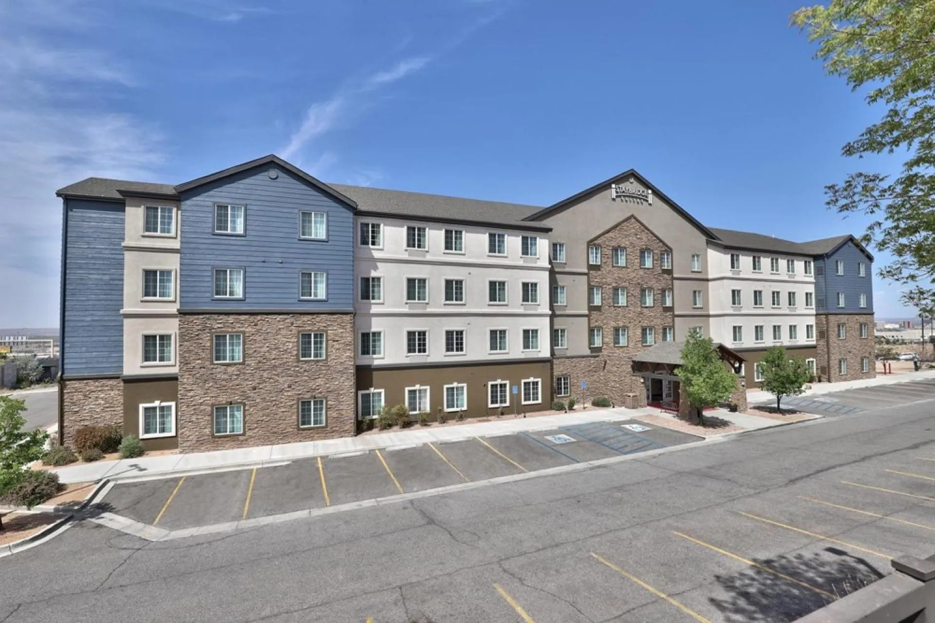 Staybridge Suites - Albuquerque Airport, an IHG Hotel