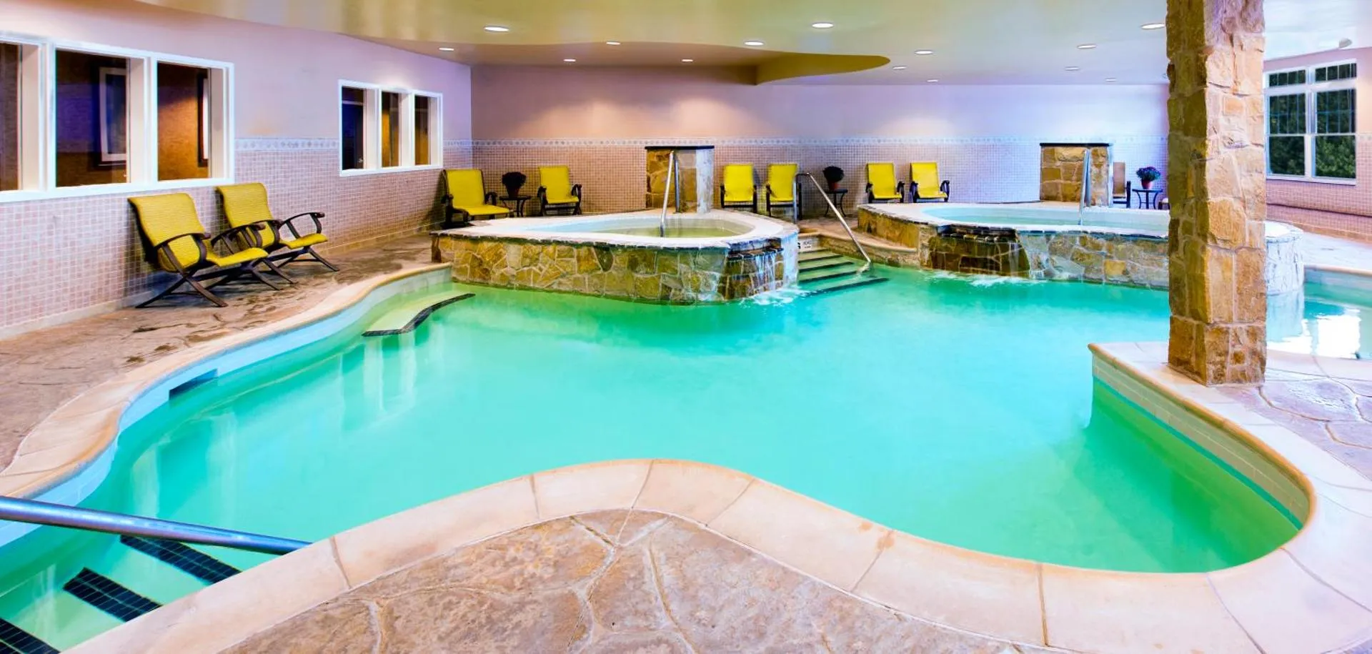 Dog Friendly Hotel $Lake Placid - $Courtyard Marriott Lake Placid