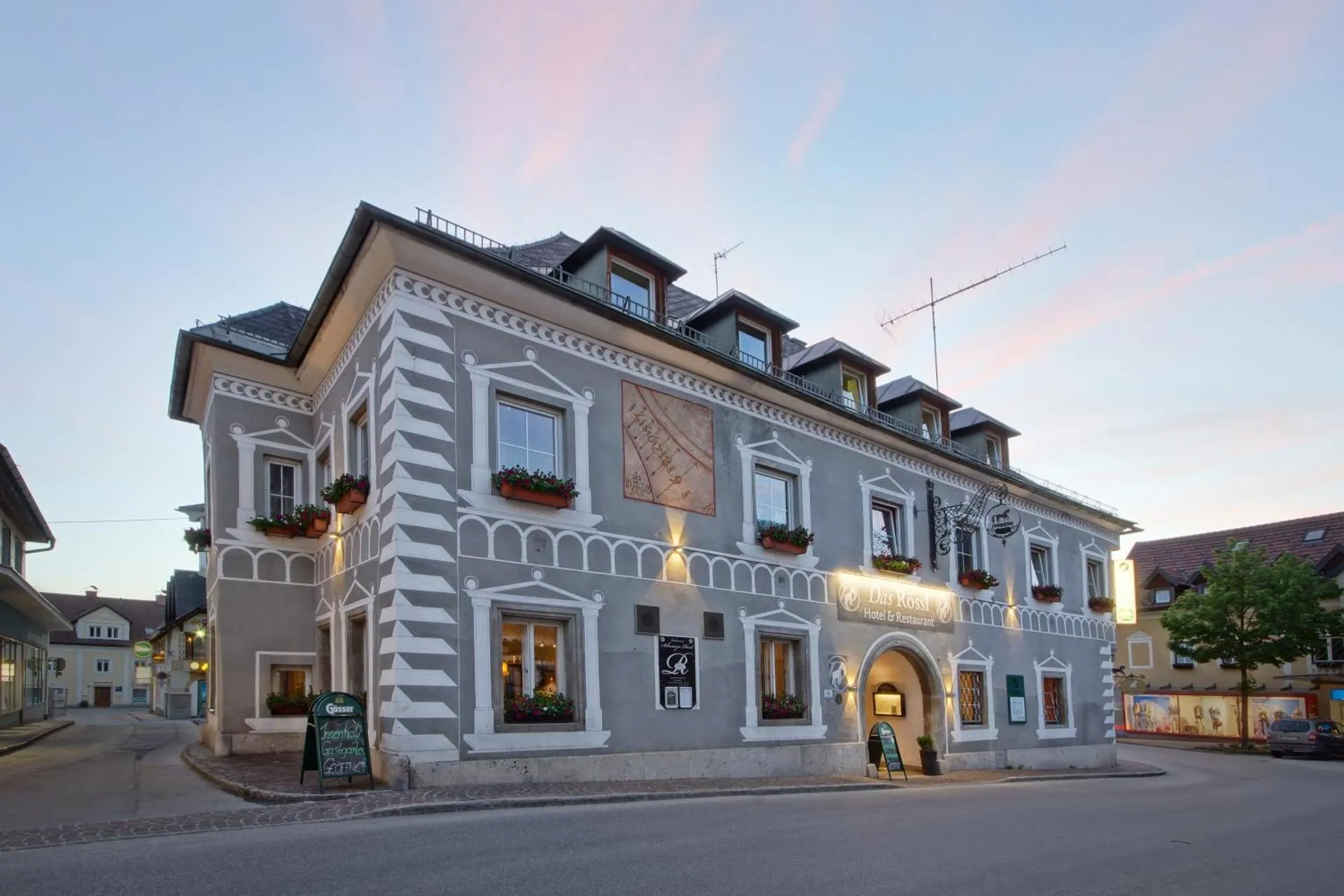 Dog Friendly Hotel $Windischgarsten - $Hotel Restaurant DAS RÖSSL