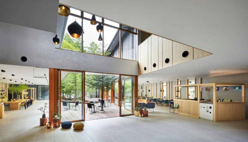 BEB5 Karuizawa interior