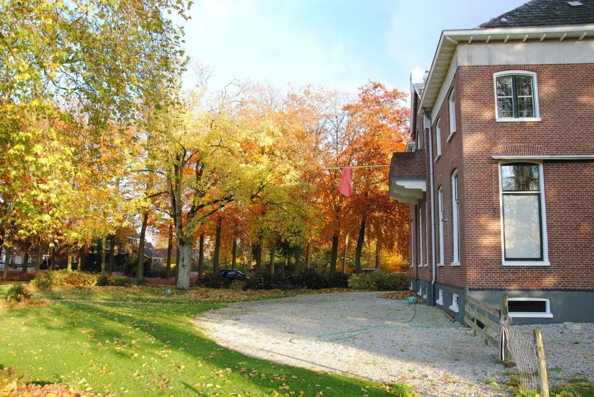 Dog Friendly Bed and breakfast $Midwolda - $B&B Blauwestadhoeve