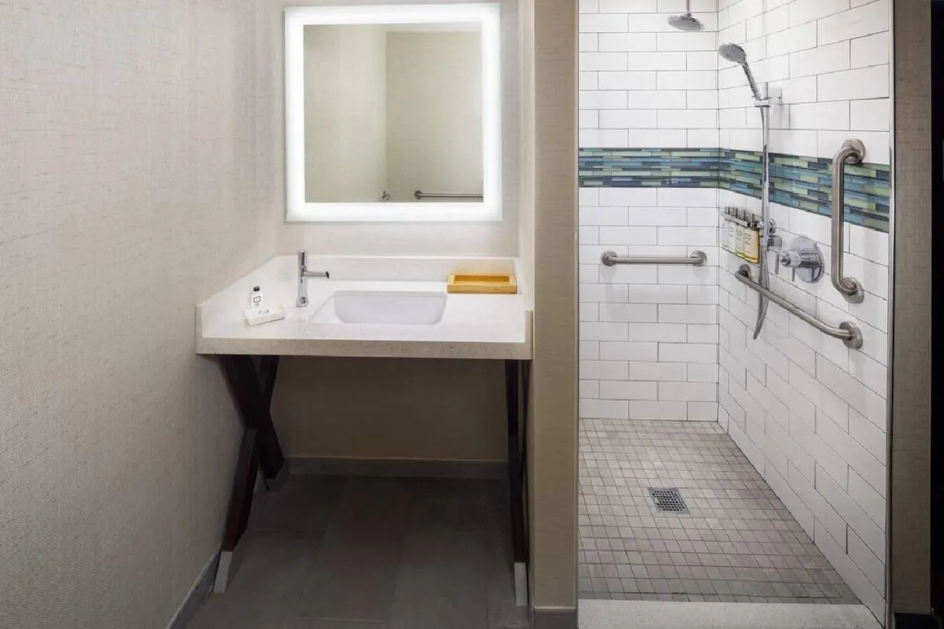 EVEN Hotel New York Times Square South, a dog friendly hotel in New York
