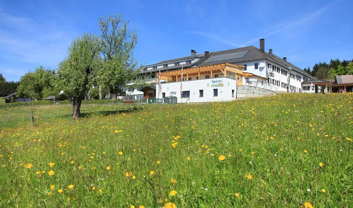 Dog Friendly Hotel $Aigen im Mühlkreis - $Landhotel Haagerhof