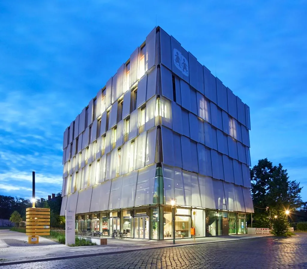 Dog Friendly Hotel $Berlin - $Hotel Rossi