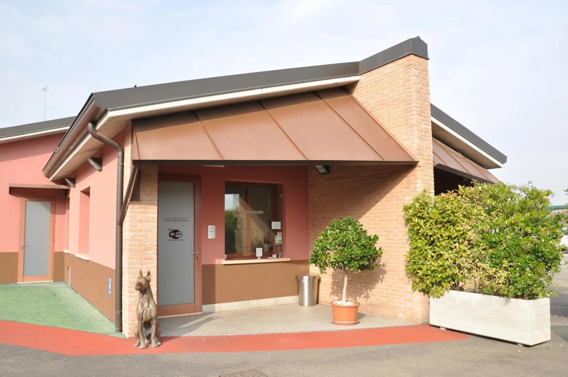 Rimmel Motel